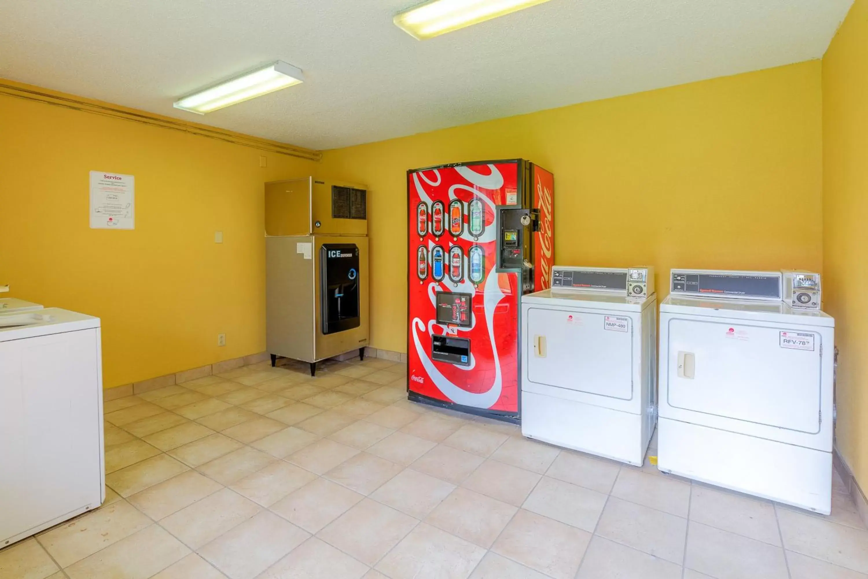 Other, Kitchen/Kitchenette in Red Roof Inn Amarillo West