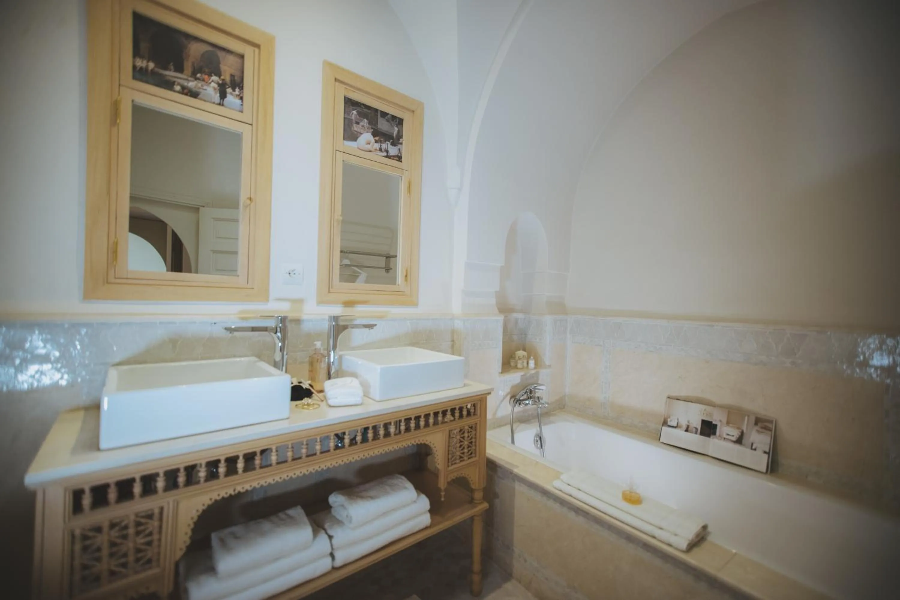 Bathroom in Les Deux Tours