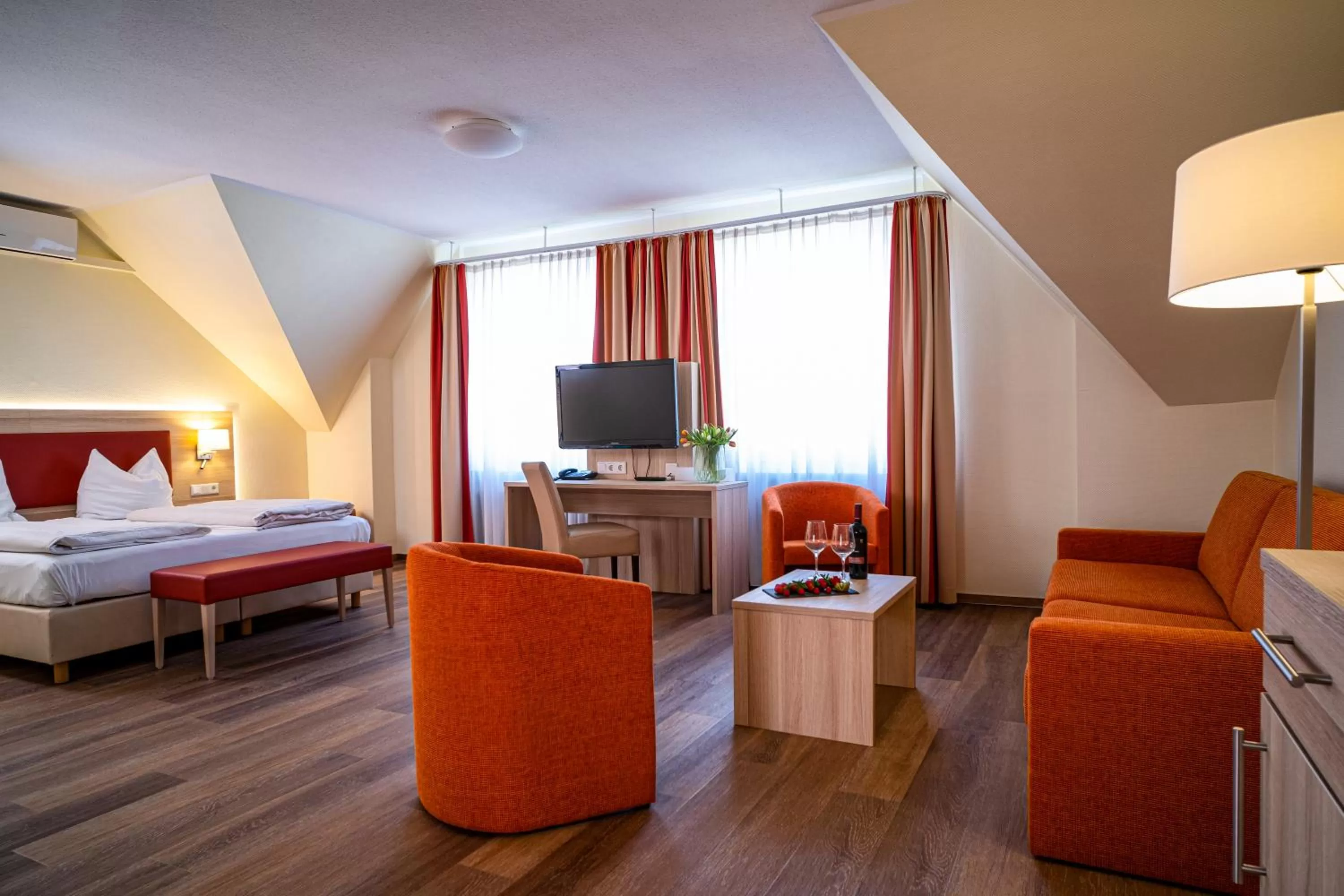 Photo of the whole room, Bed in Hotel am Stadtpark