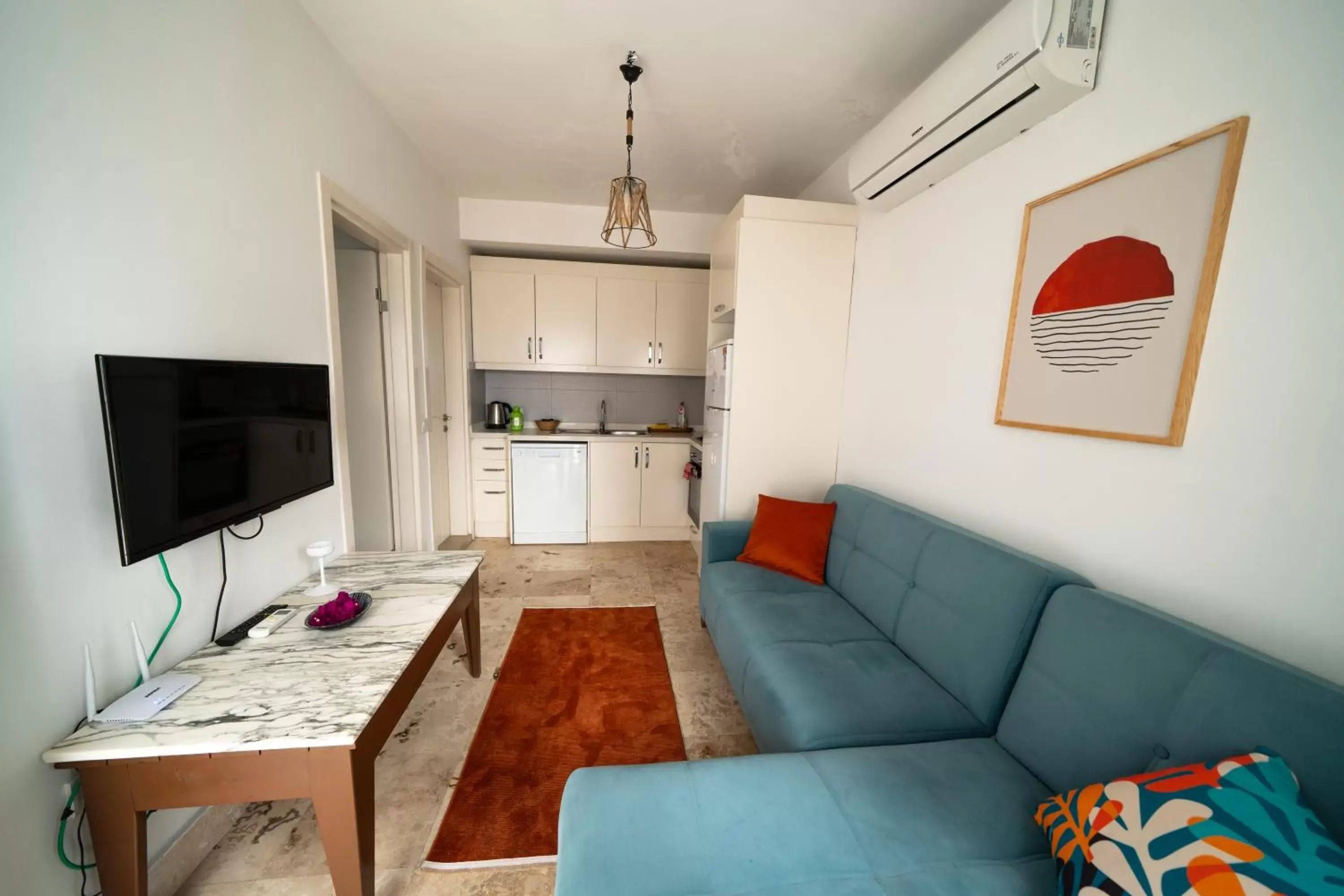 TV and multimedia in Ilya Apart 1 TV and multimedia in Ilya Apart 1