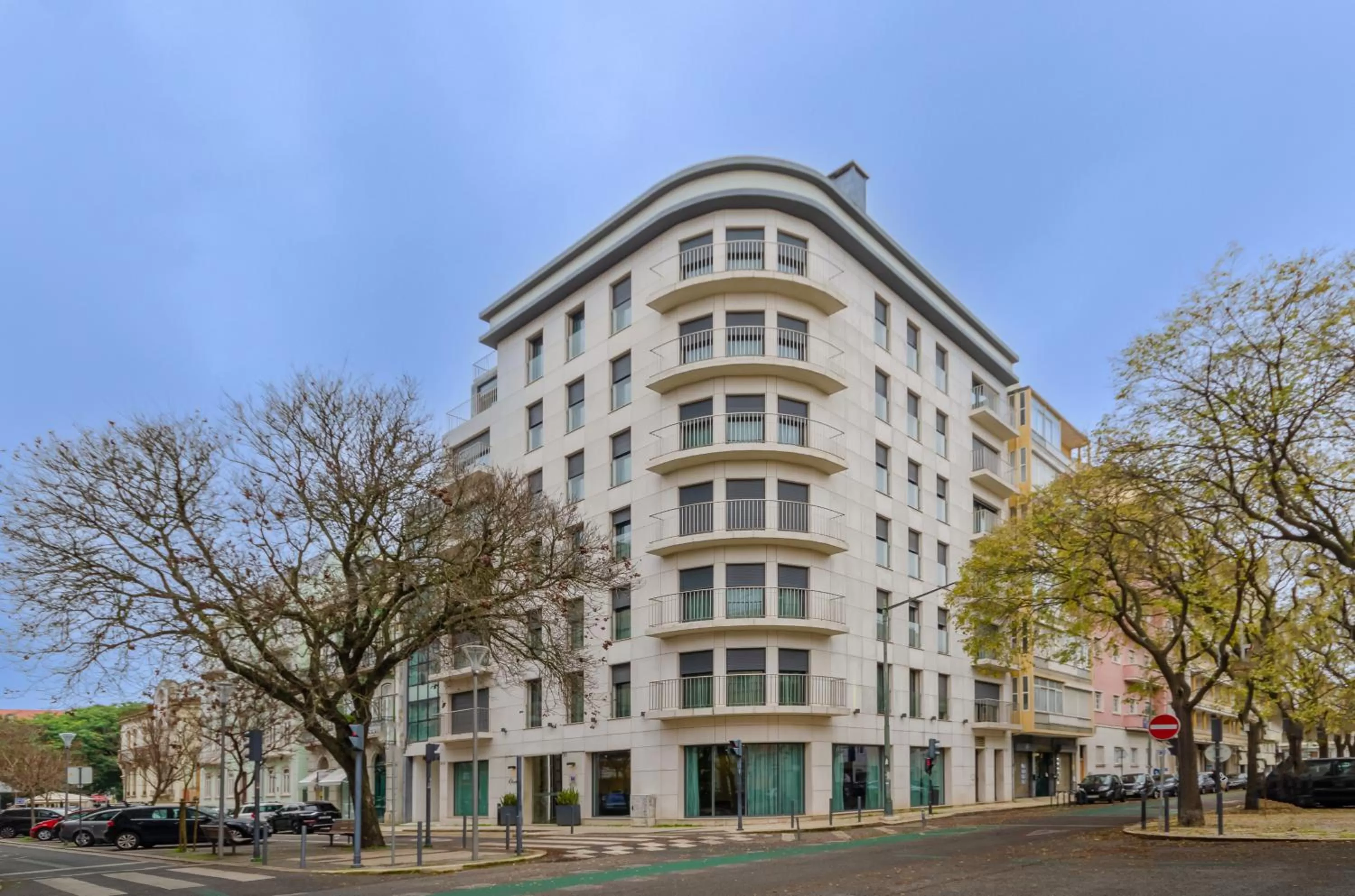 Property building in Olissippo Saldanha