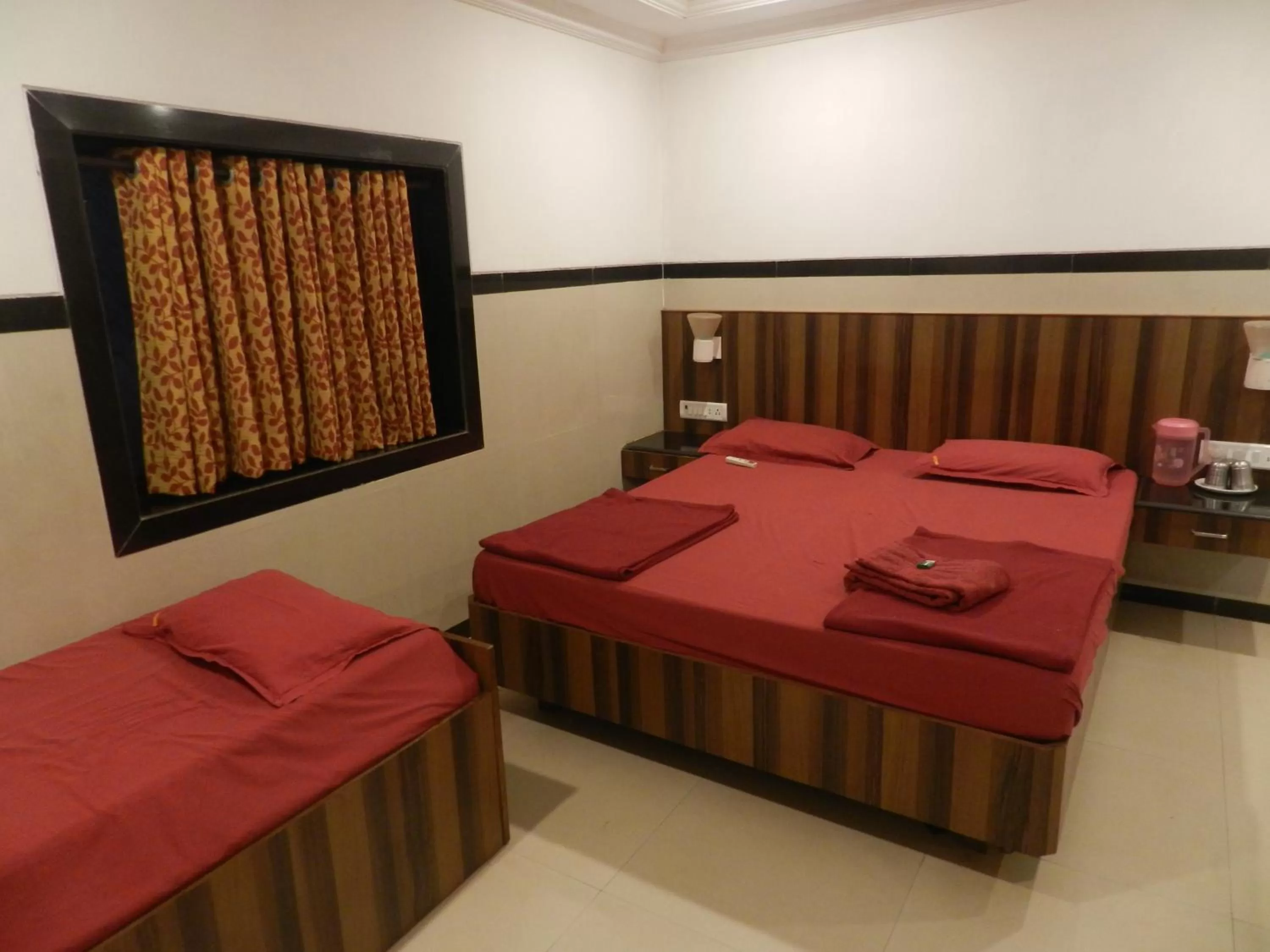 Bedroom, Bed in Sayeban Hotel