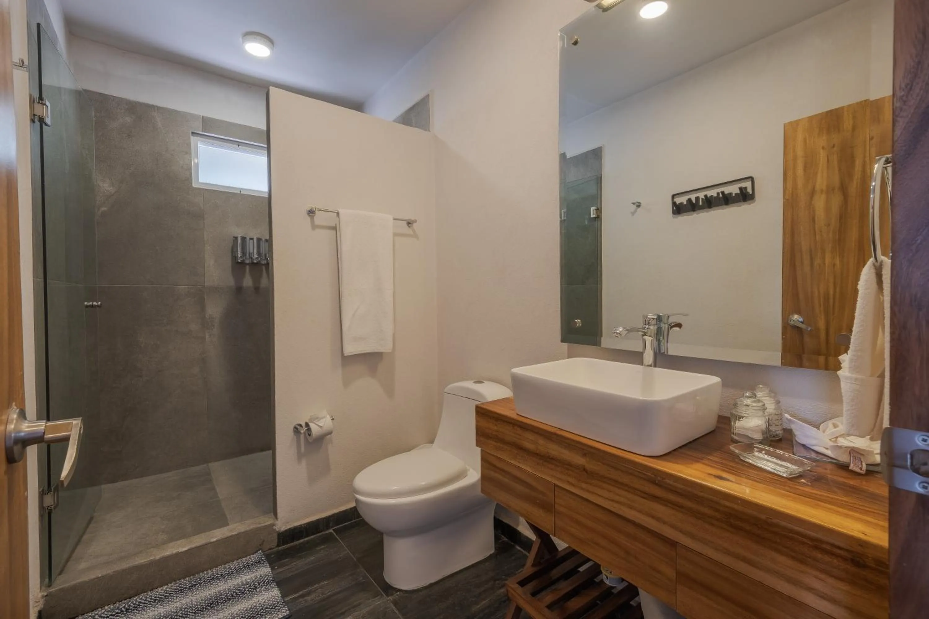 Bathroom in Nimue Marina Residence