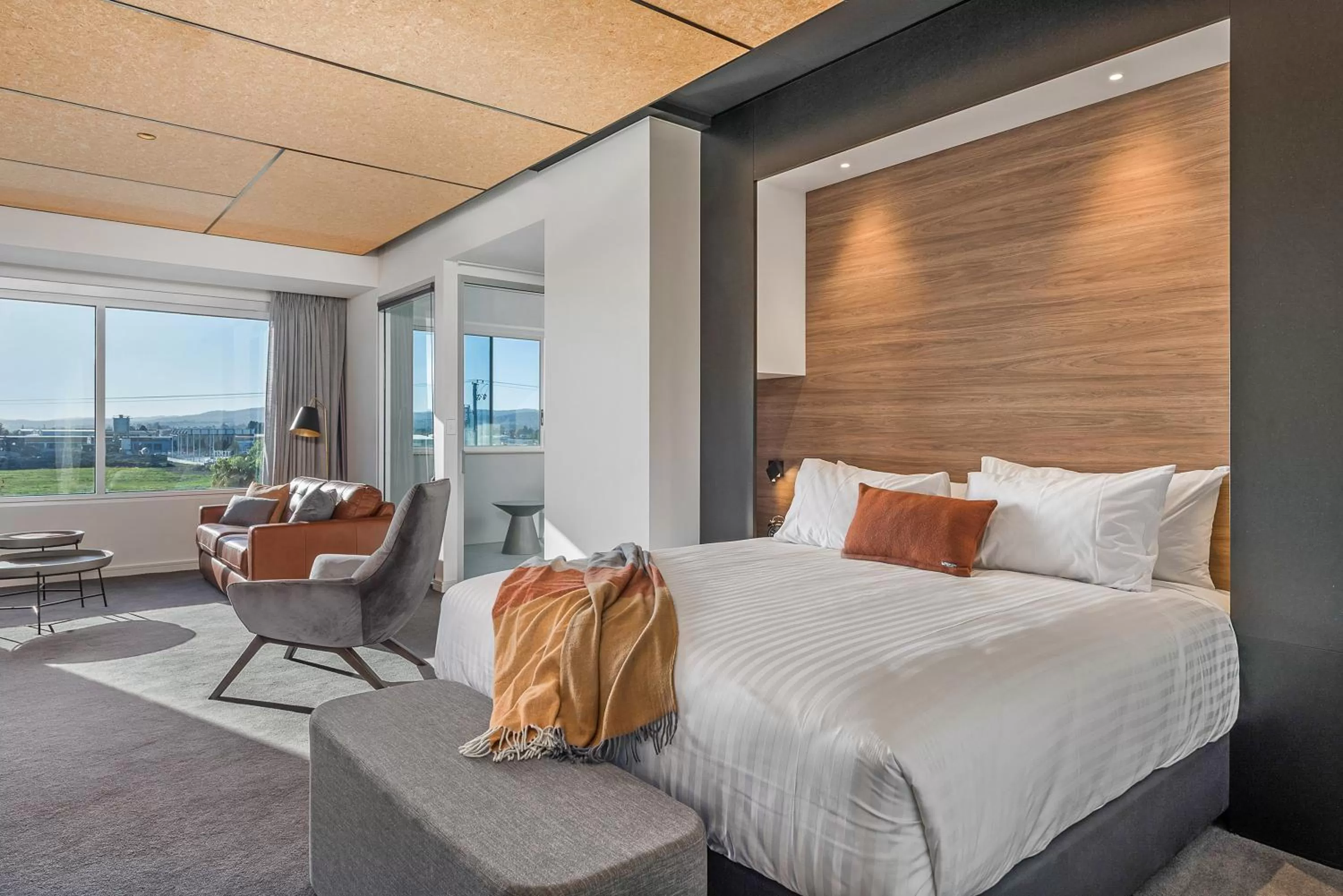 Two-Bedroom Suite - Tamar River Suite (Dual Key) in Peppers Silo Launceston