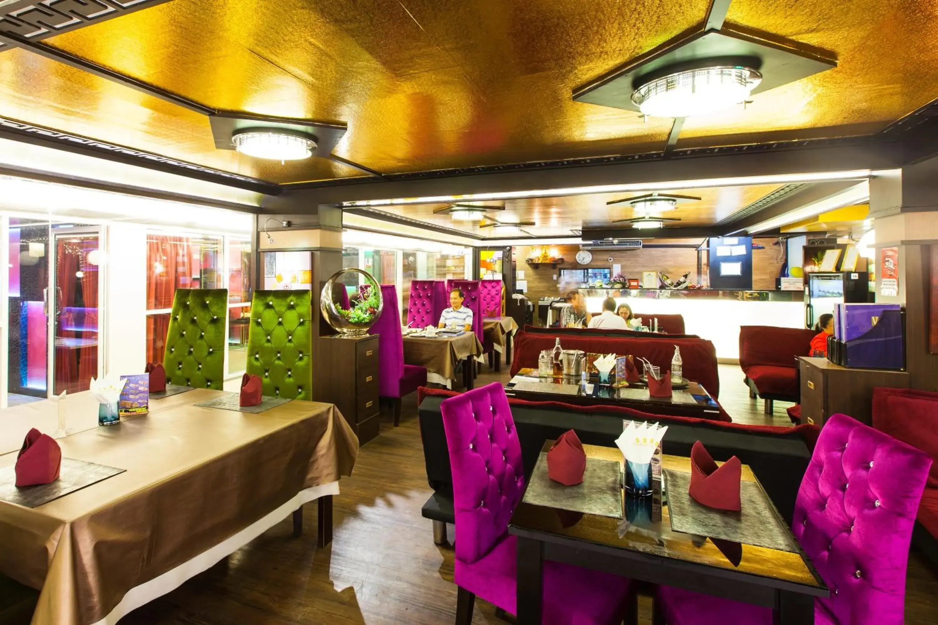 Restaurant/Places to Eat in Vabua Asotel Bangkok