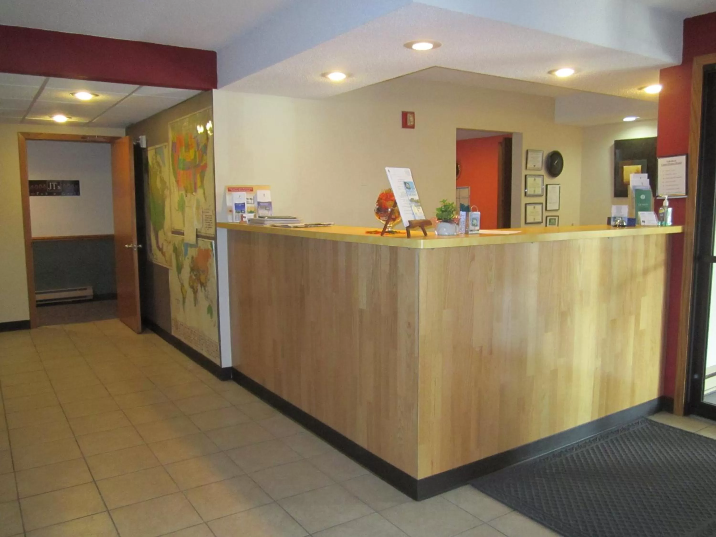 Lobby or reception in Sauk River Inn & Suites, a Travelodge by Wyndham