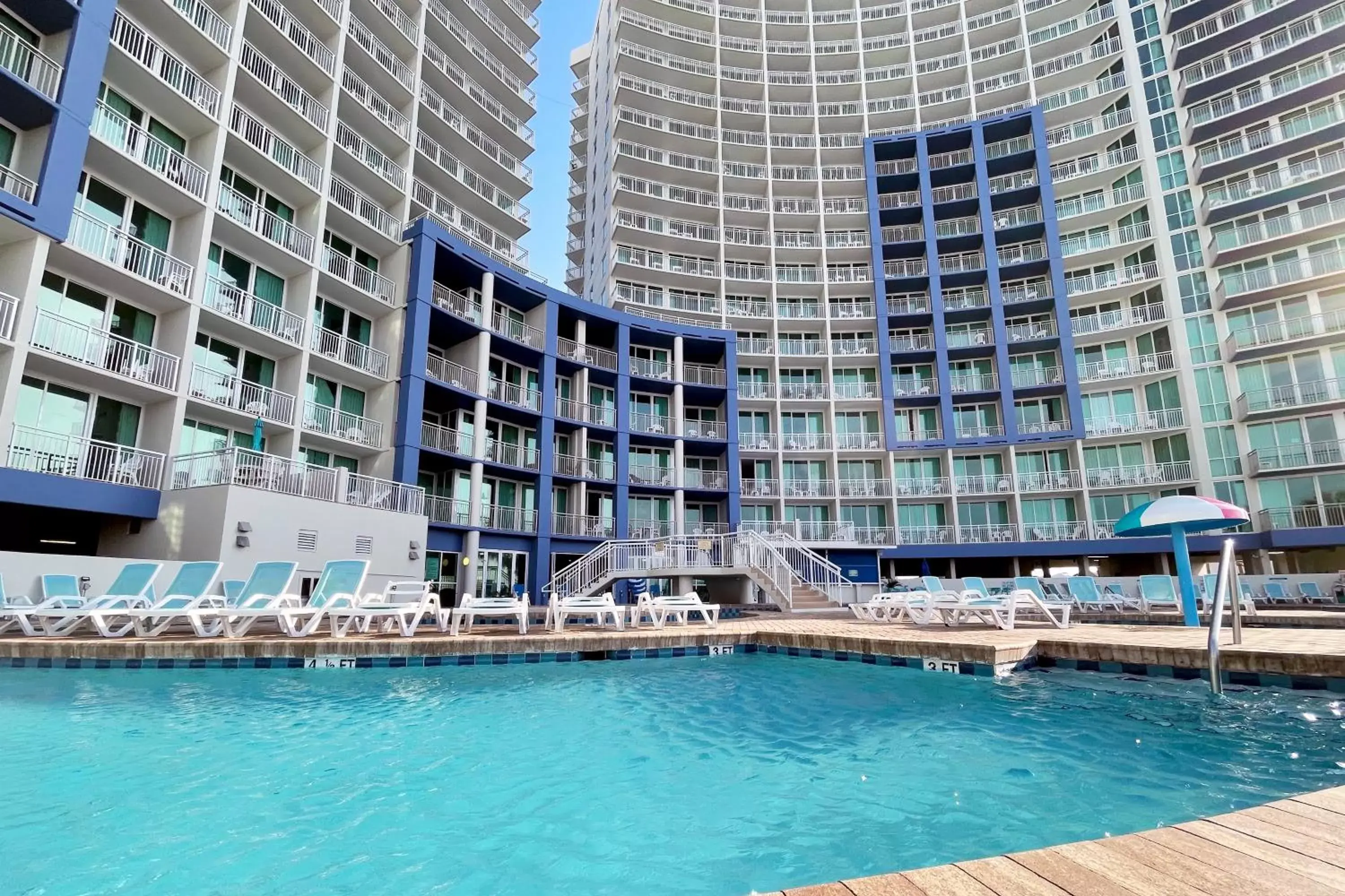 Property building, Swimming Pool in Avista Resort