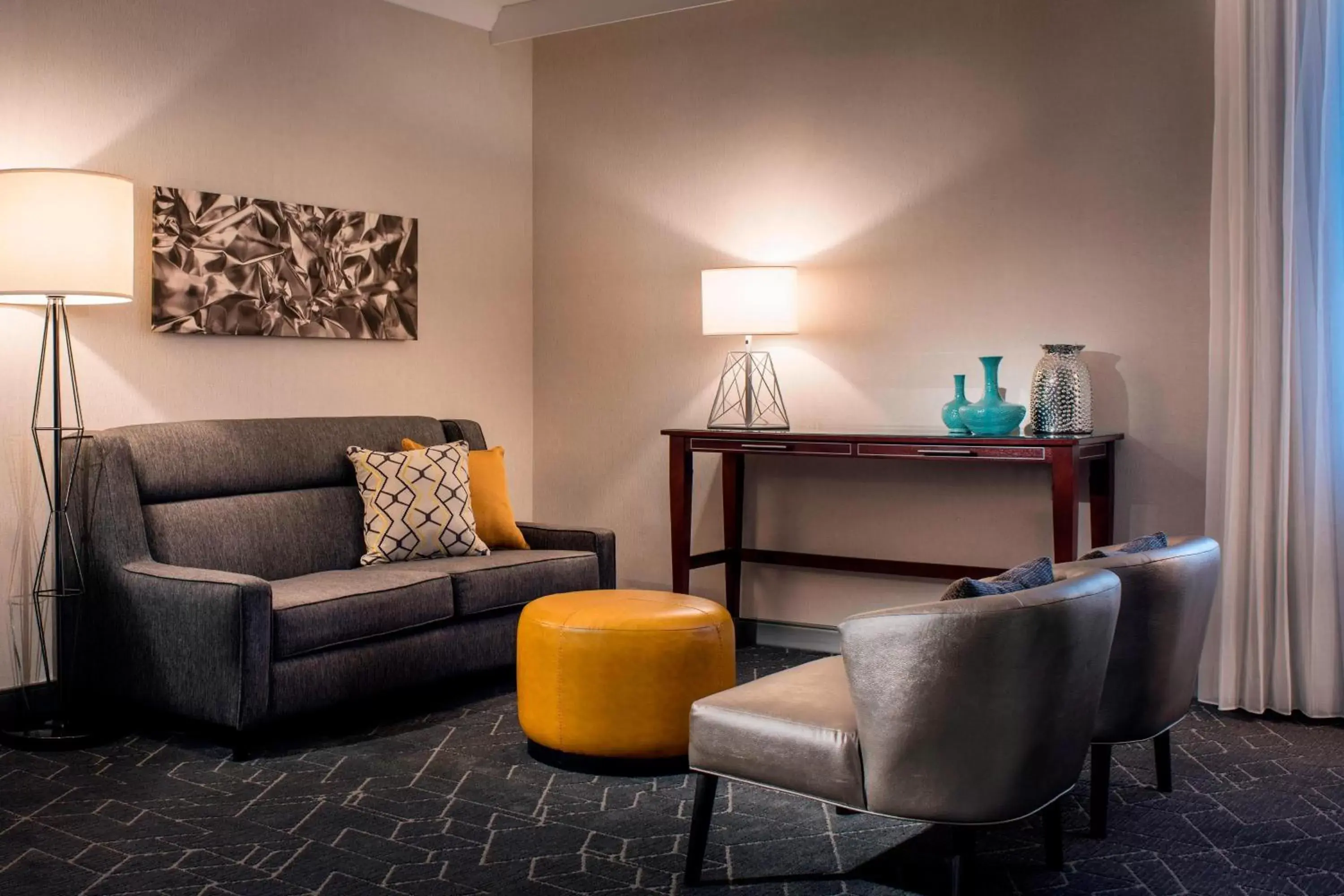 Photo of the whole room, Seating Area in Renaissance Providence Downtown Hotel