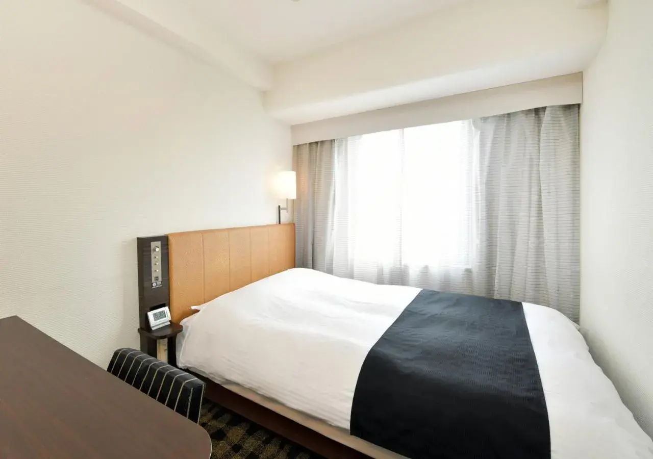 Photo of the whole room in APA Hotel Nagoya Sakae