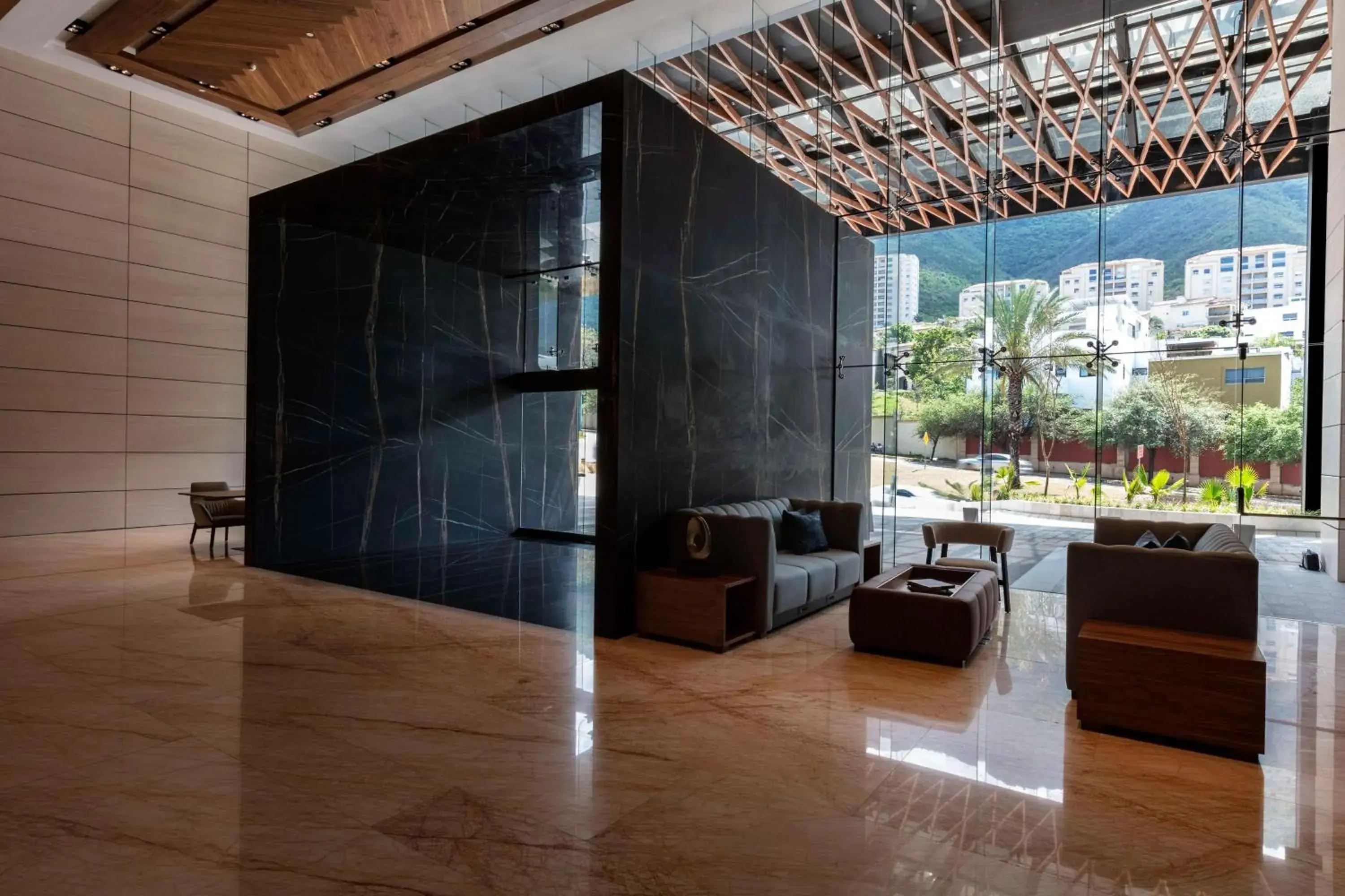 Lobby or reception in Hilton Monterrey