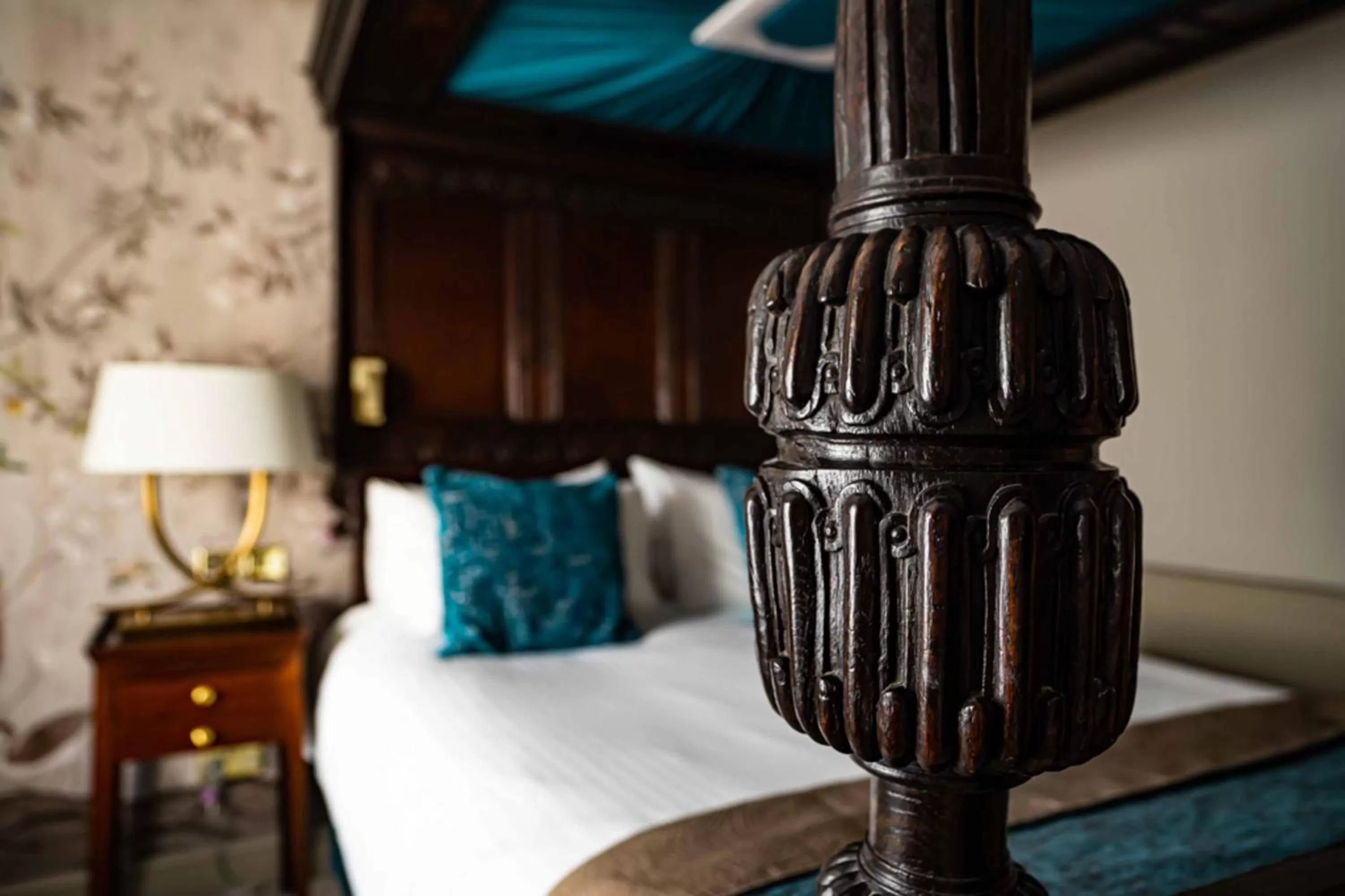 Bed in The Swan Hotel, Wells, Somerset - The Coaching Inn Group