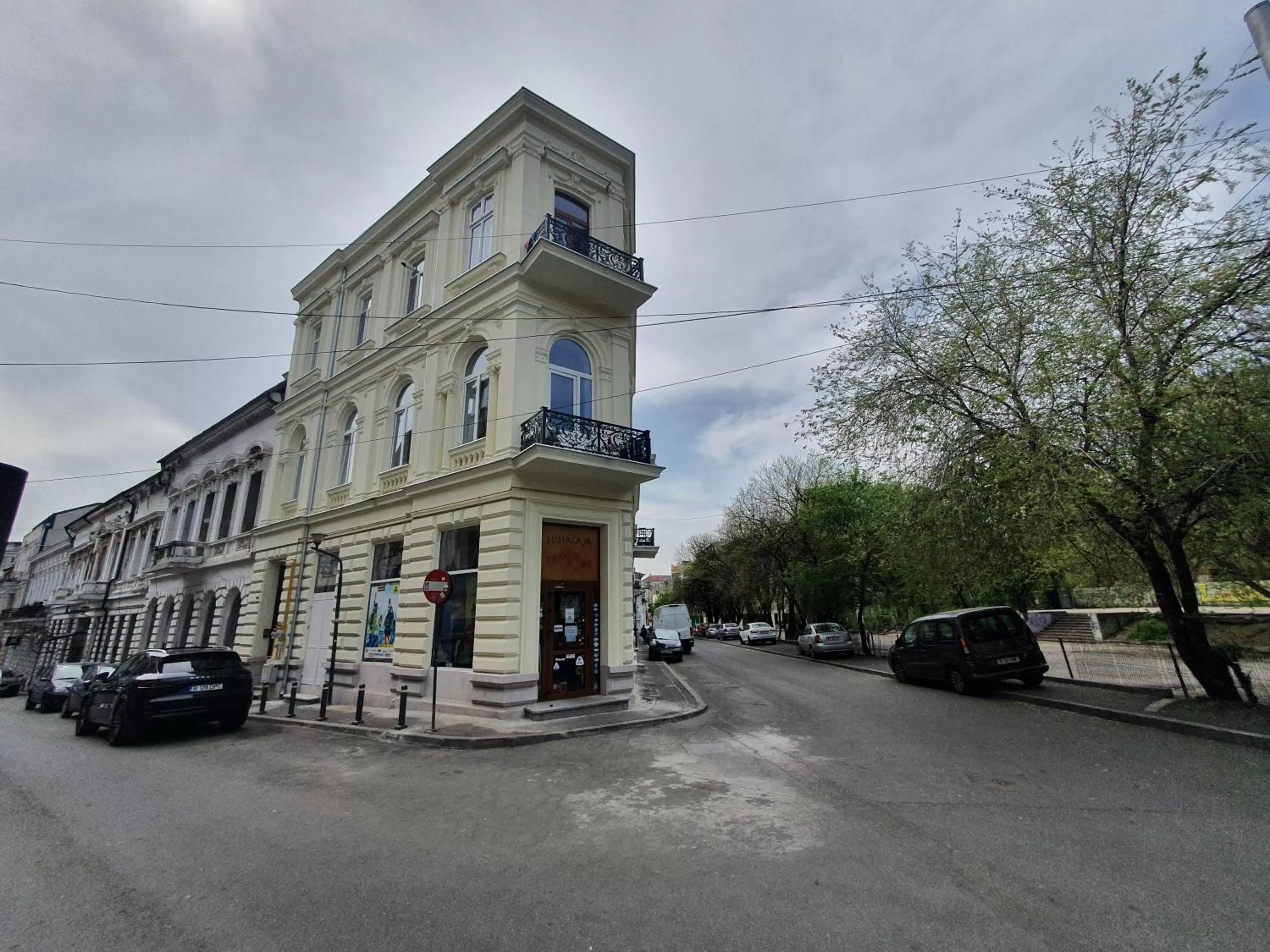 Property Building in The Floor Piata Unirii