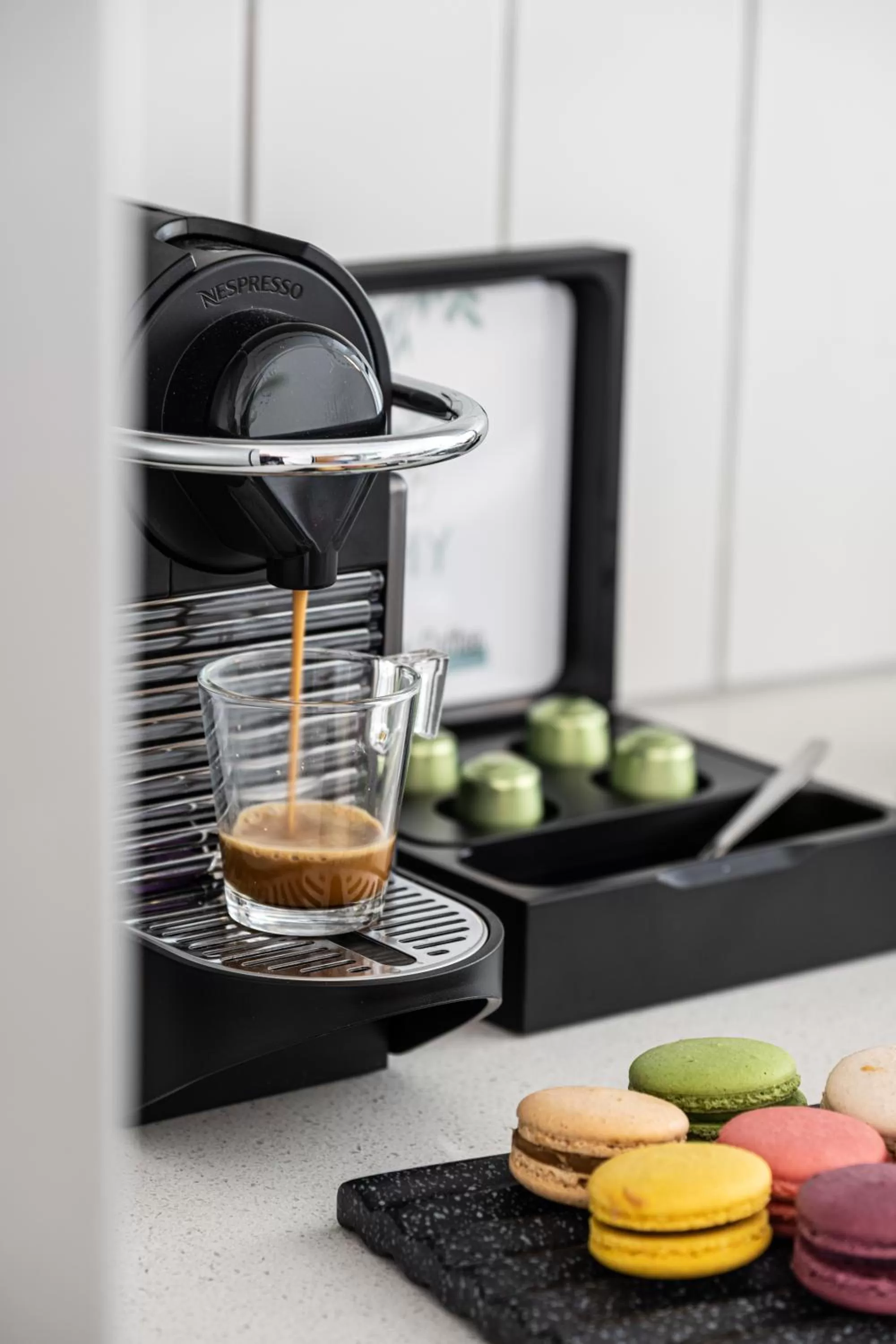 Coffee/tea facilities in Mate GEORGE - By HOMY