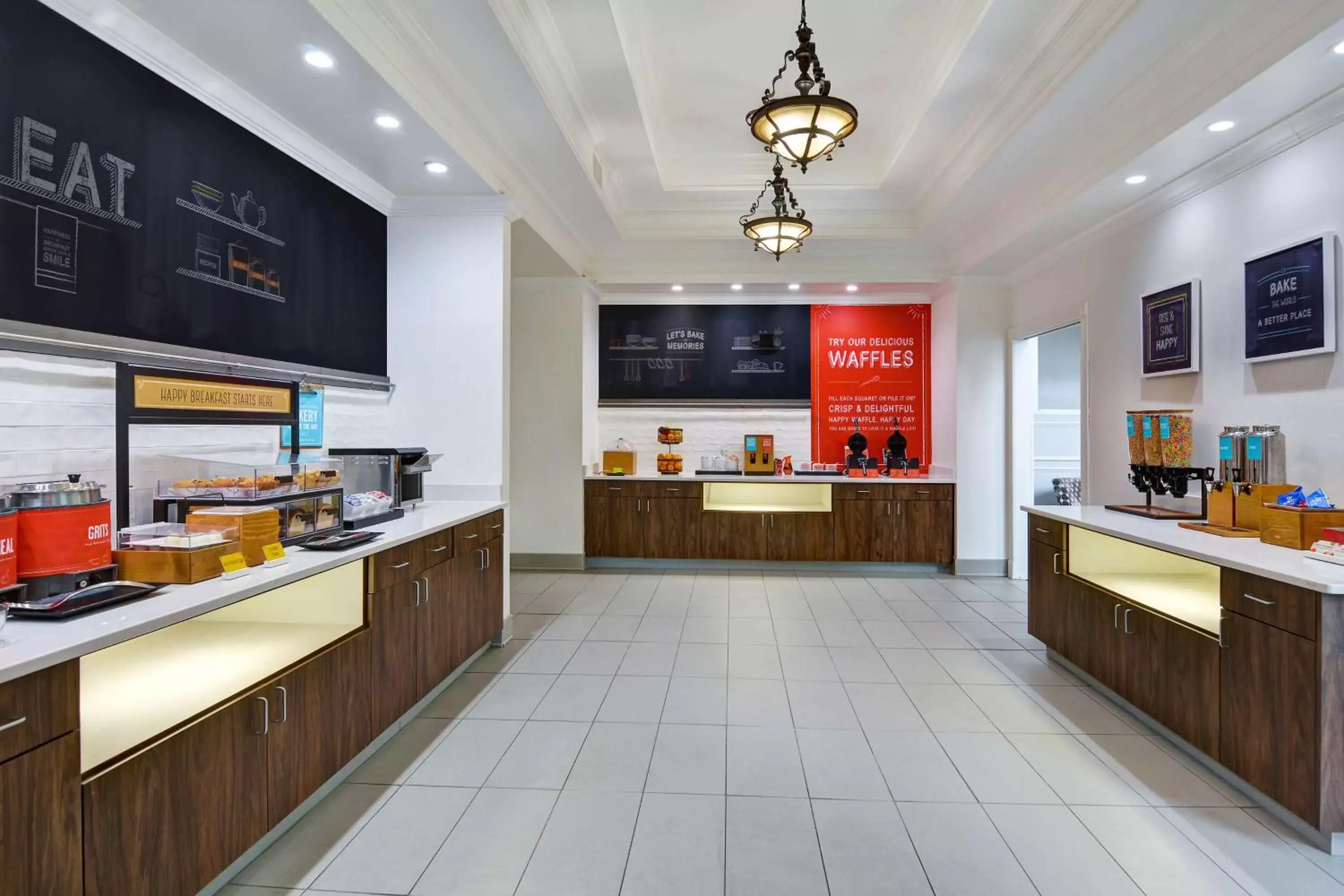 Breakfast in Hampton Inn & Suites Birmingham-Hoover-Galleria Breakfast in Hampton Inn & Suites Birmingham-Hoover-Galleria