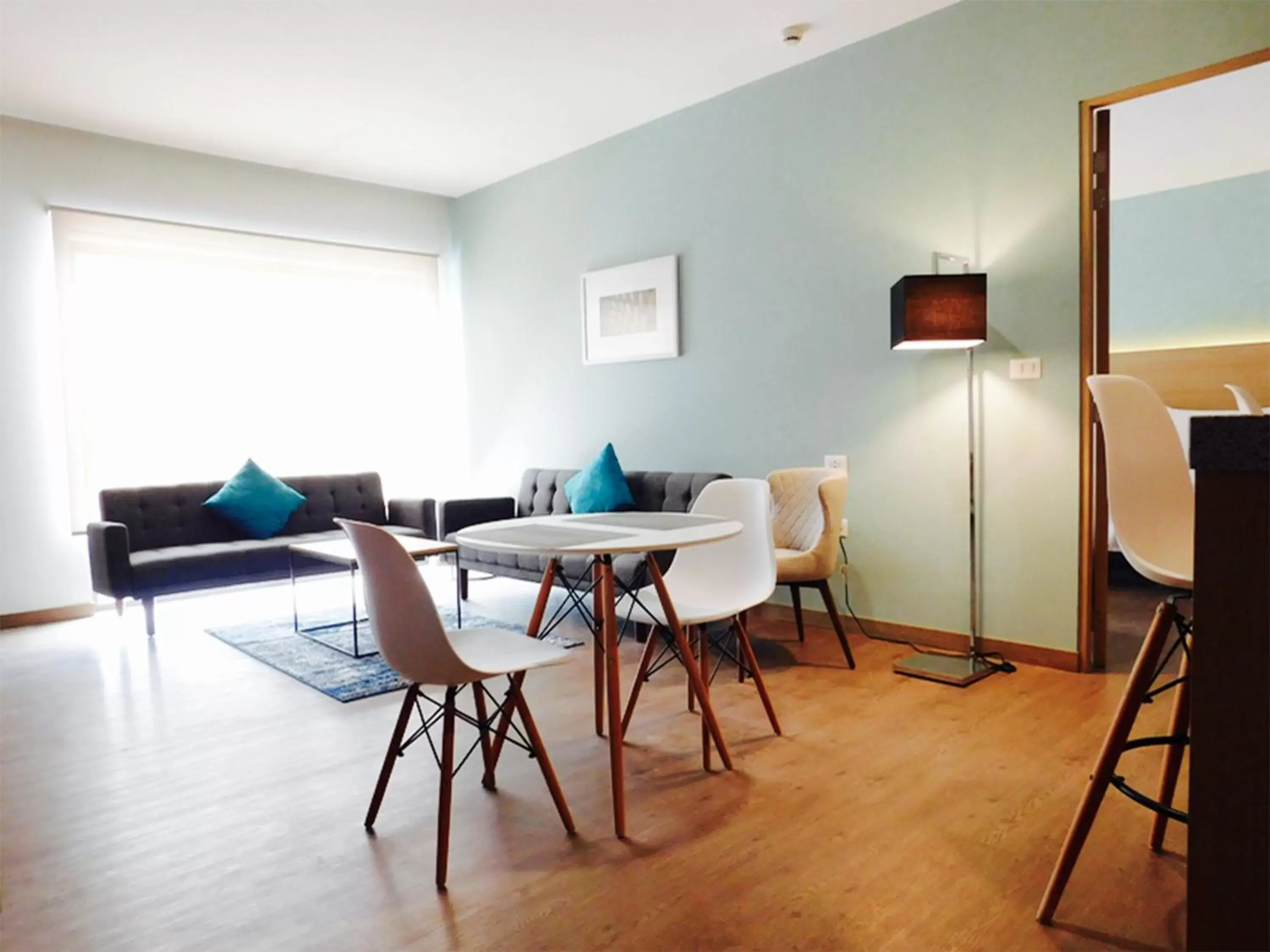 Photo of the whole room, Dining Area in Staybridge Suites - Villahermosa Tabasco, an IHG Hotel