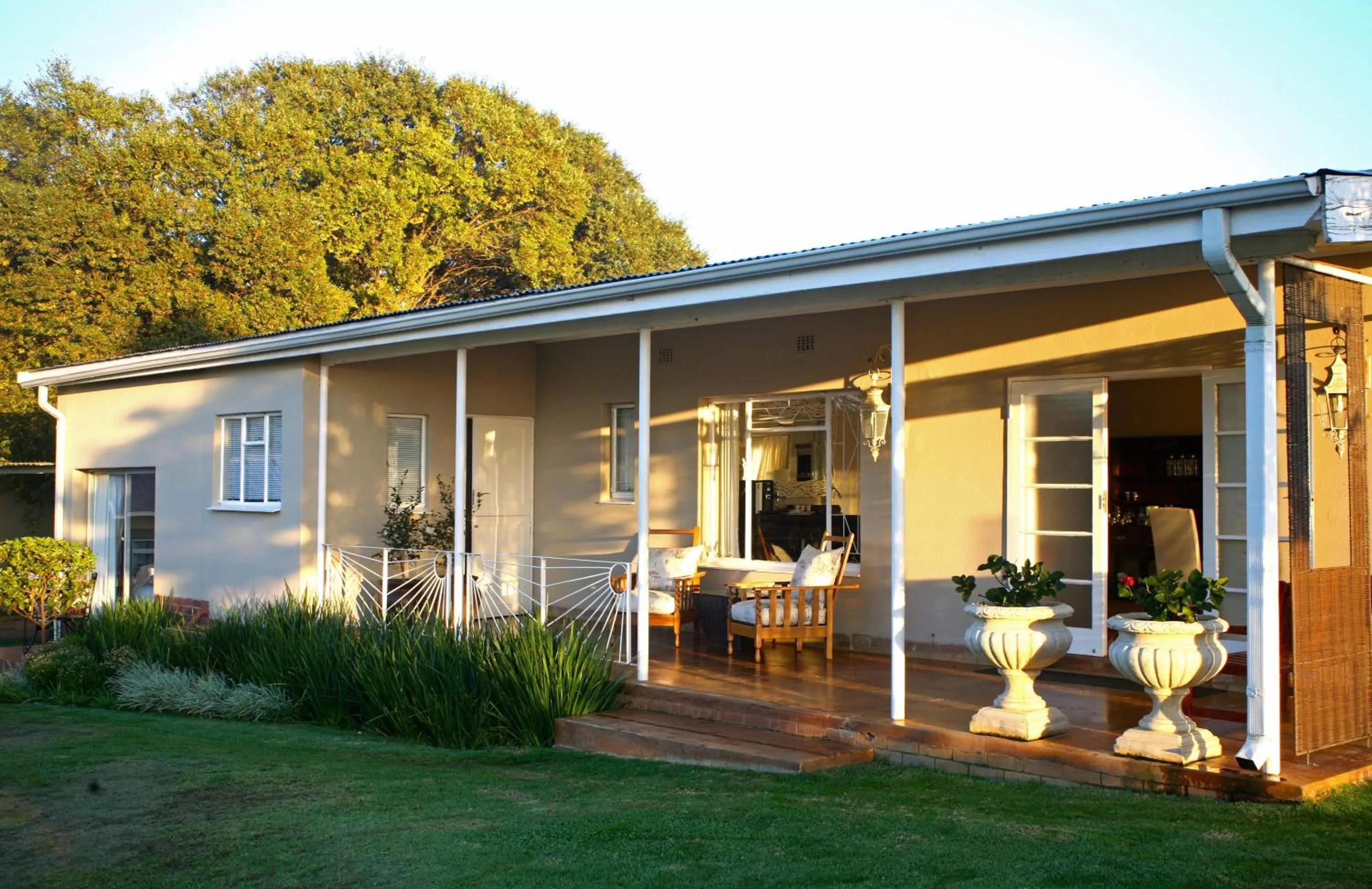 Facade/entrance in Sneezewood Farm Bed&Breakfast and Self-Catering Cottage