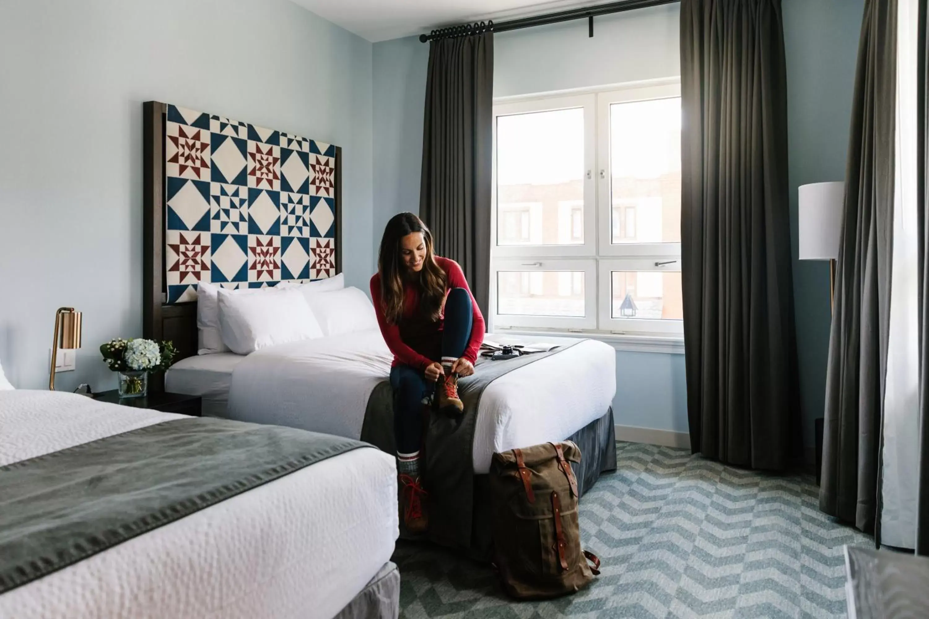 Bedroom, Bed in Mount Royal Hotel