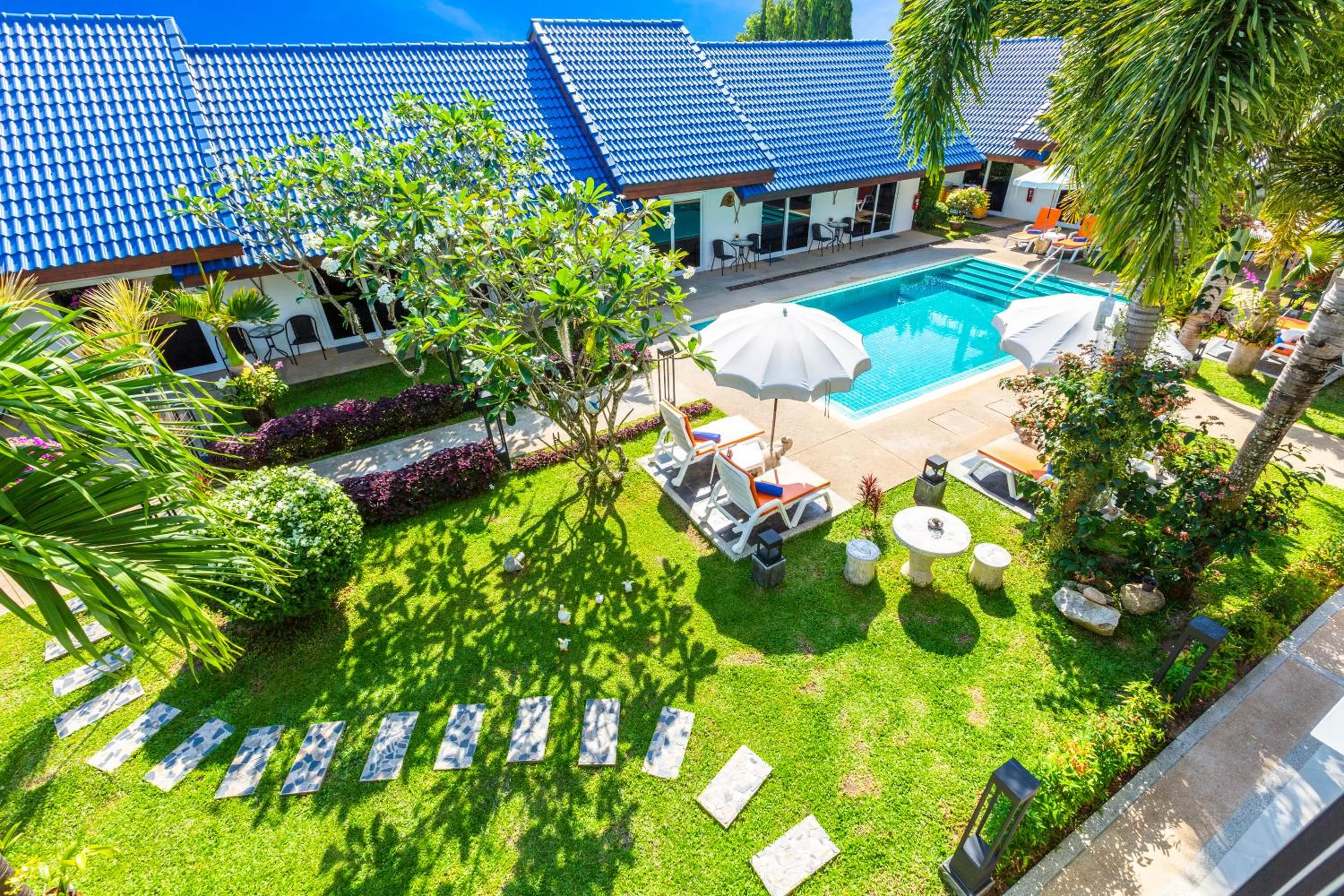 Garden in Phuket Airport Hotel - SHA Extra Plus