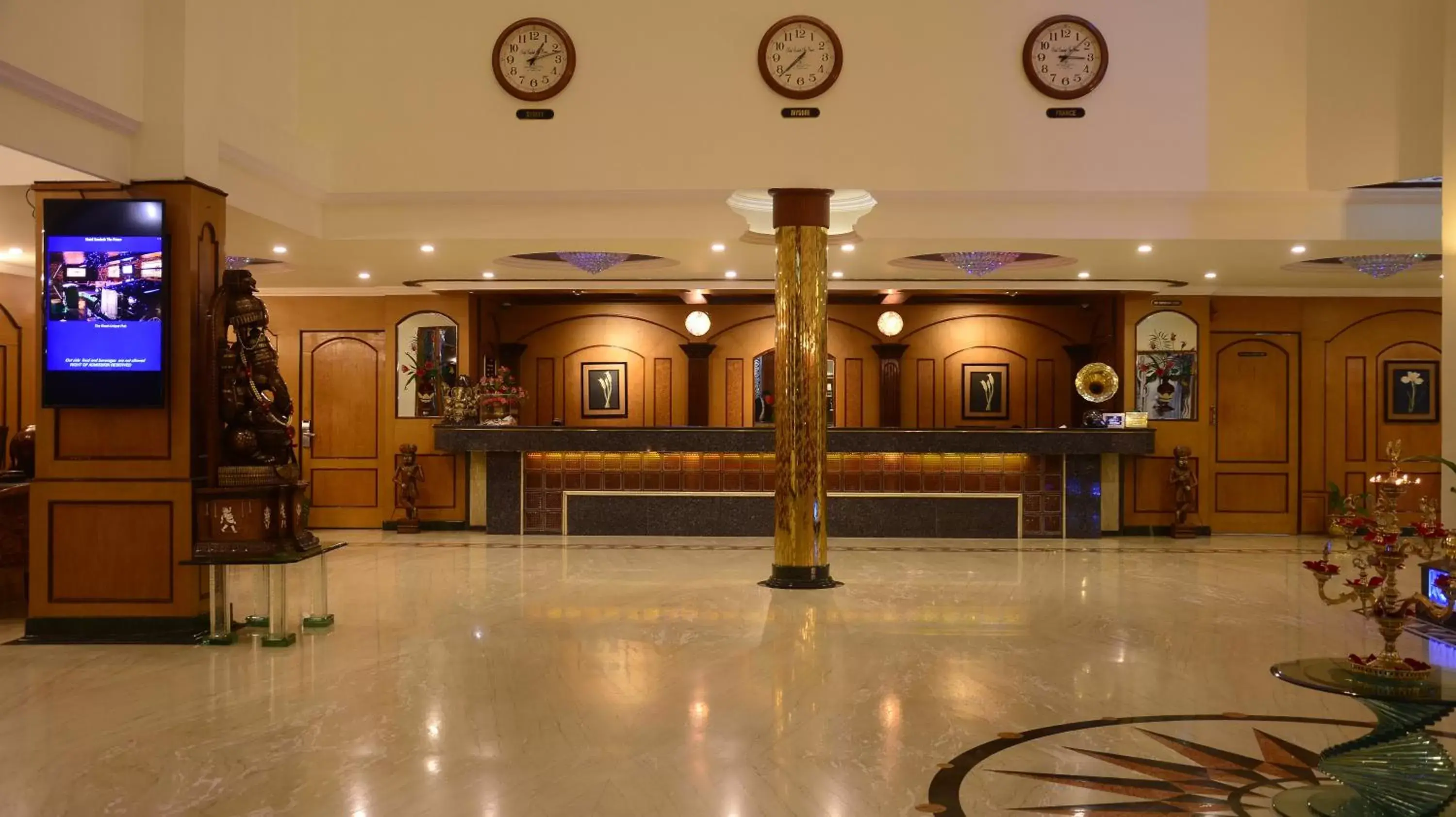 Facade/entrance, Lobby/Reception in Sandesh The Prince