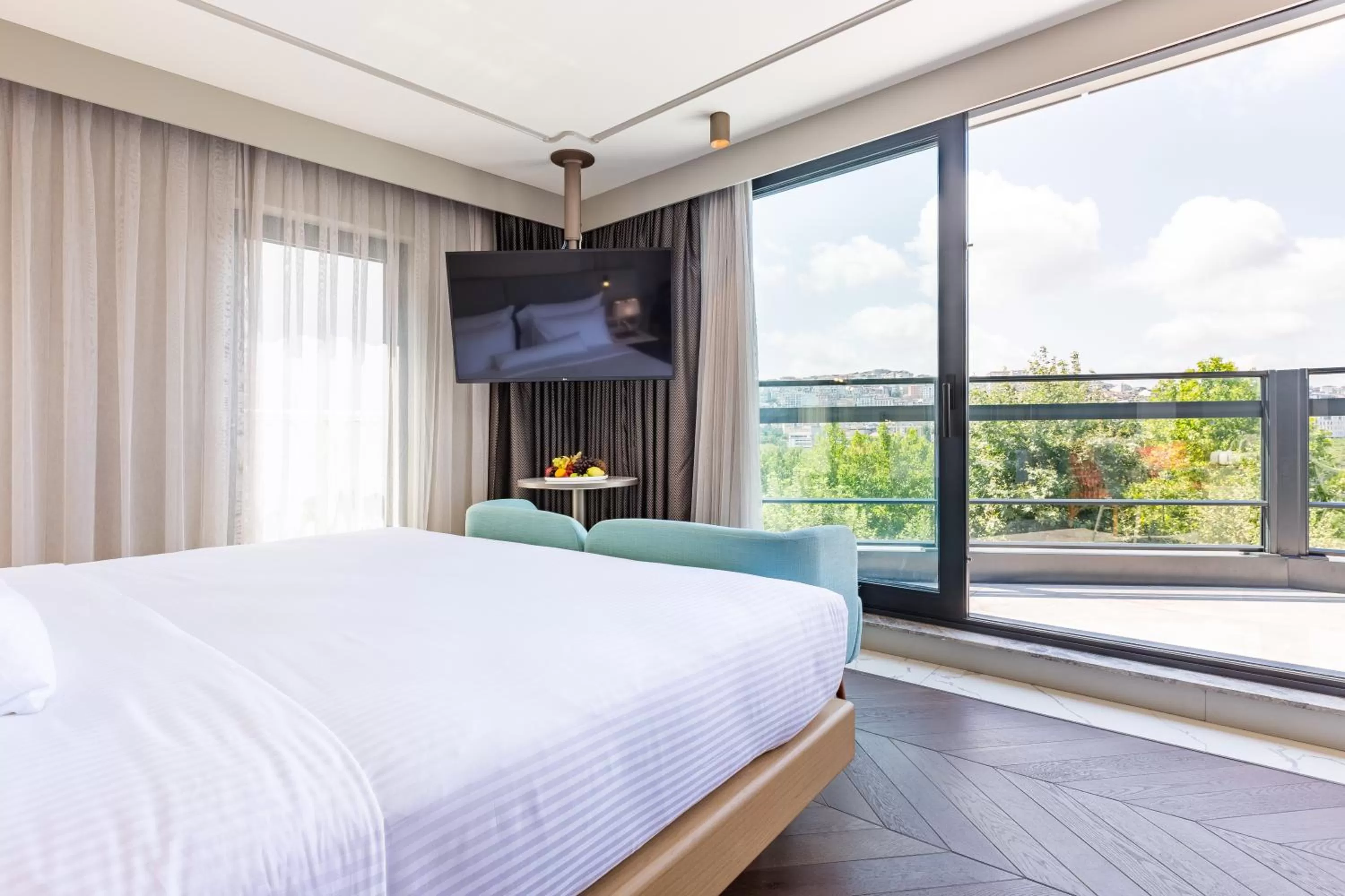 Bed in Stayso The House Hotel