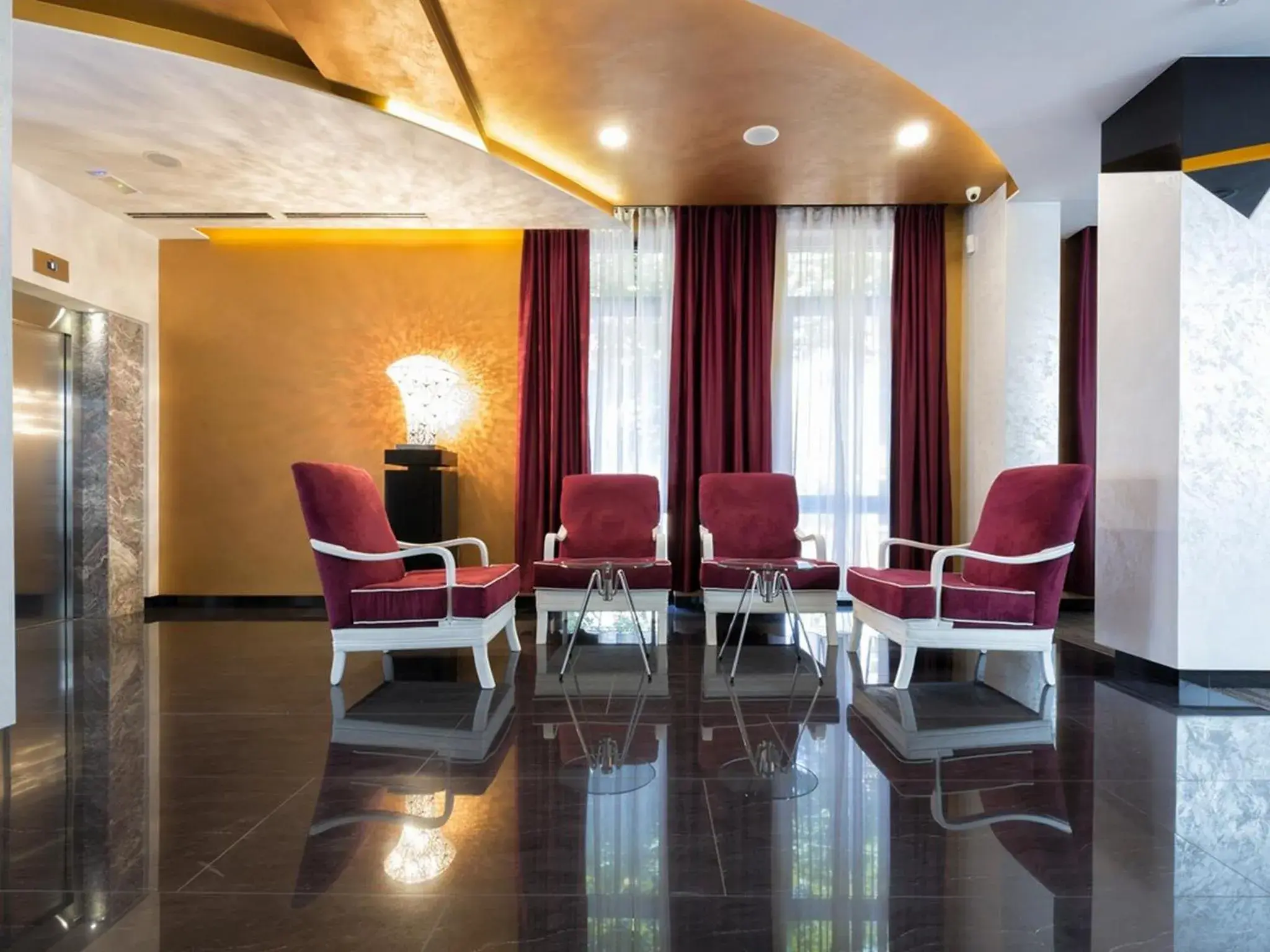 Lobby or reception, Lounge/Bar in Nova City Hotel Signature Collection Belgrade