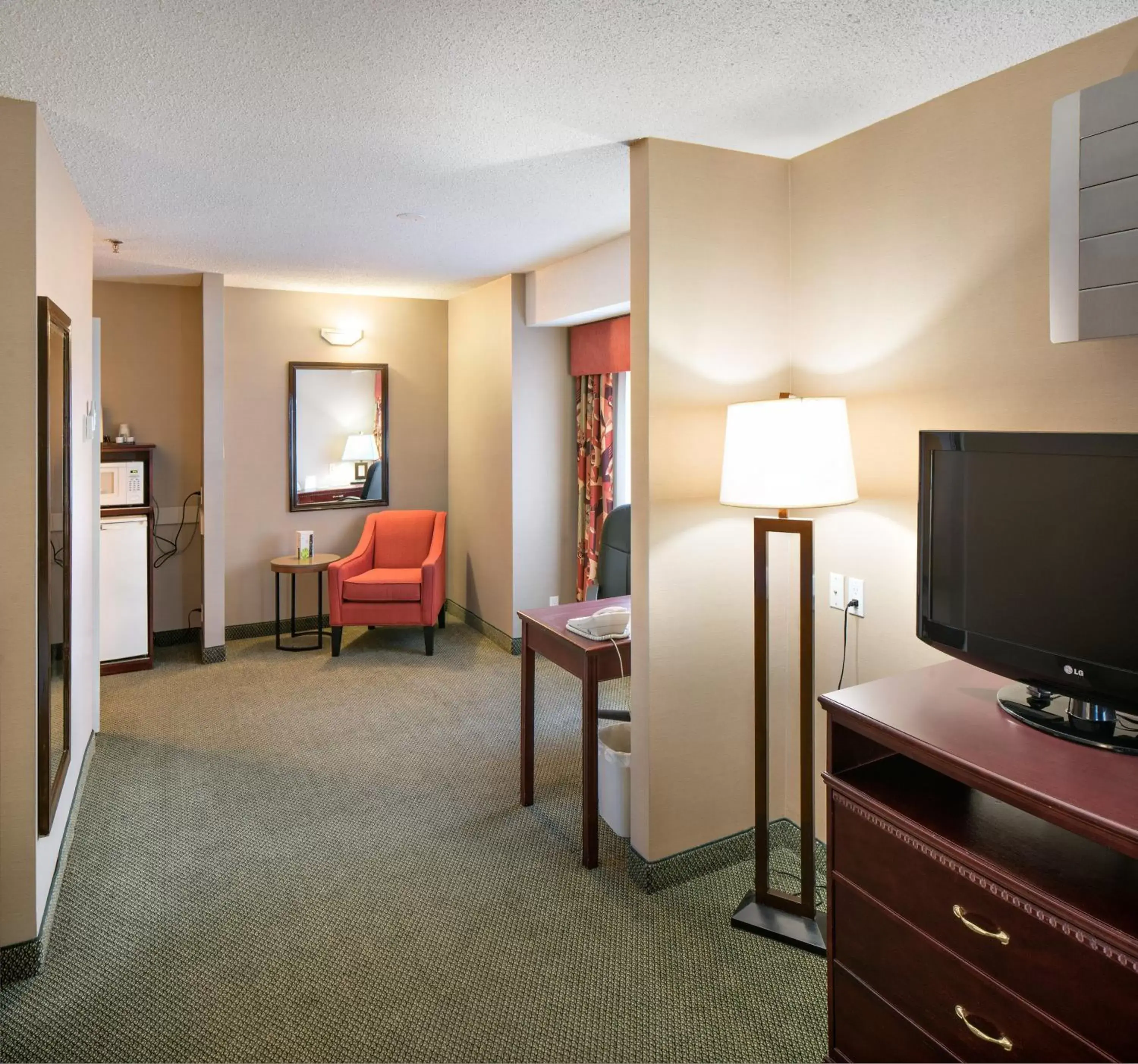 Photo of the whole room in Holiday Inn Express Red Deer by IHG Photo of the whole room in Holiday Inn Express Red Deer by IHG
