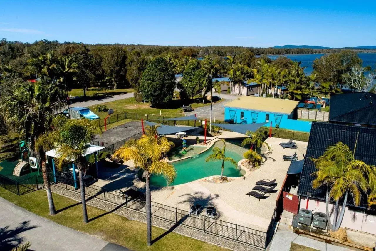 Bird's eye view, Pool View in Lakeside Forster Holiday Park and Village