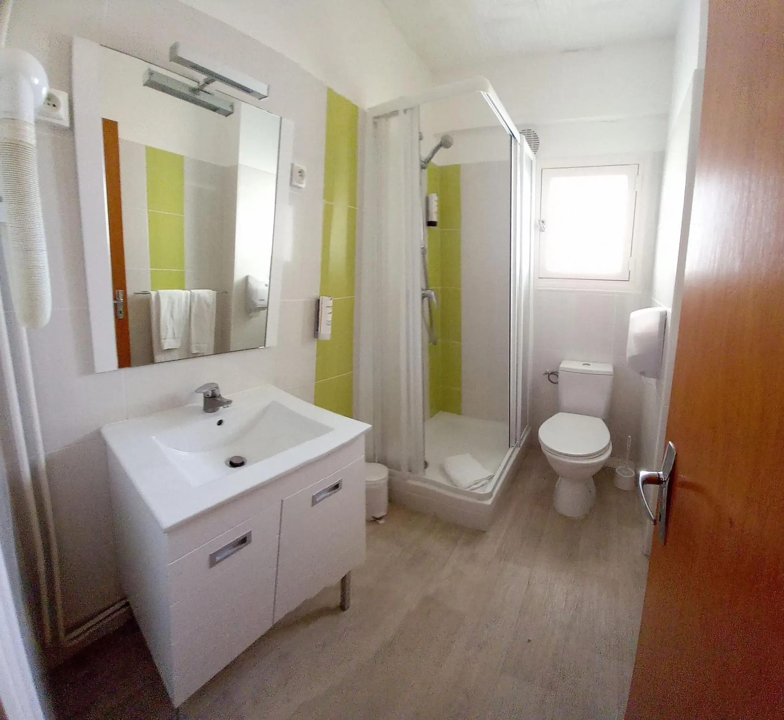 Bathroom in Hôtel Beau Rivage