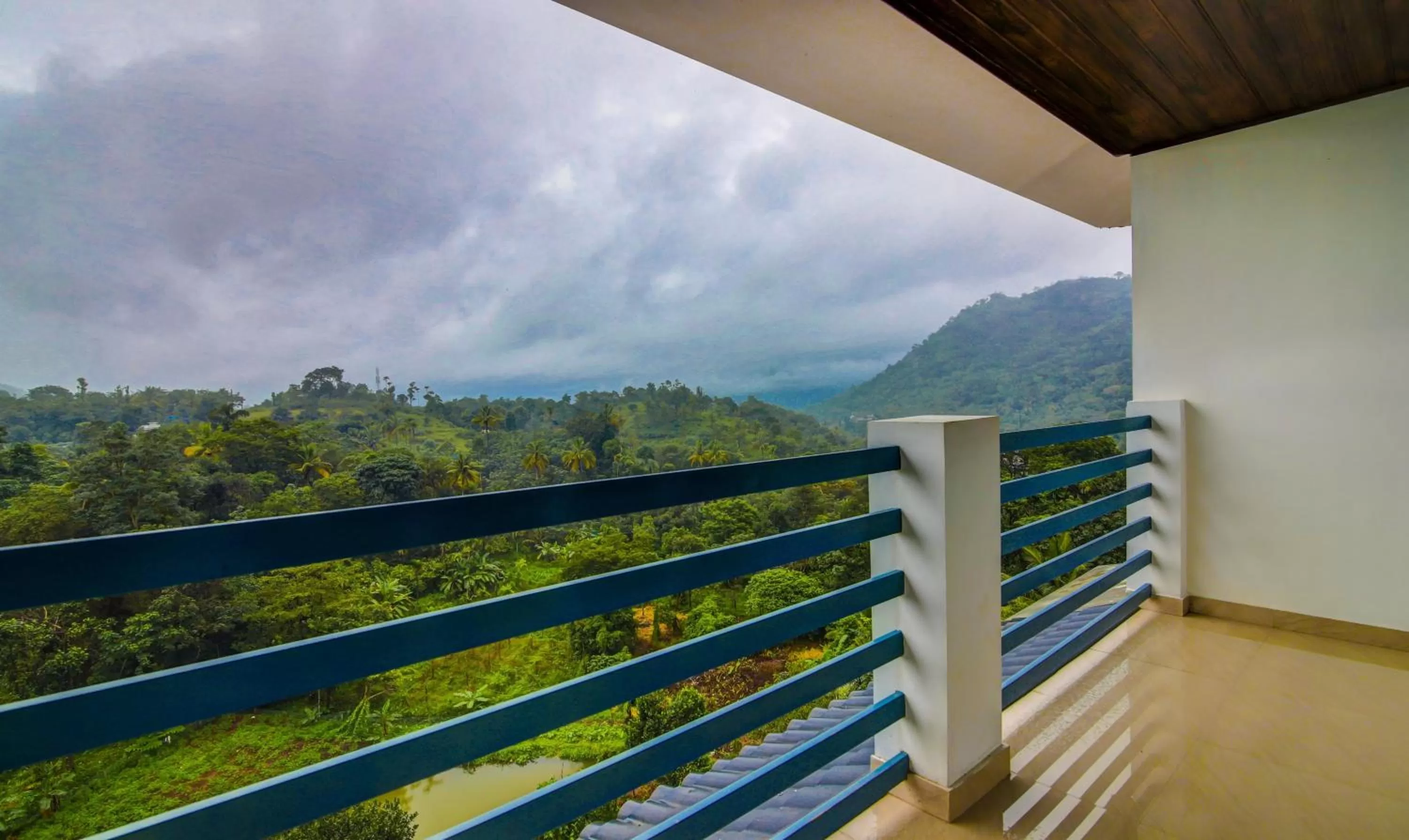 Balcony/Terrace in Misty Garden Resort and SPA