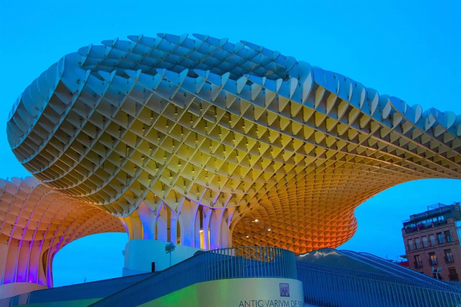 Nearby landmark in Hotel Cetina Sevilla