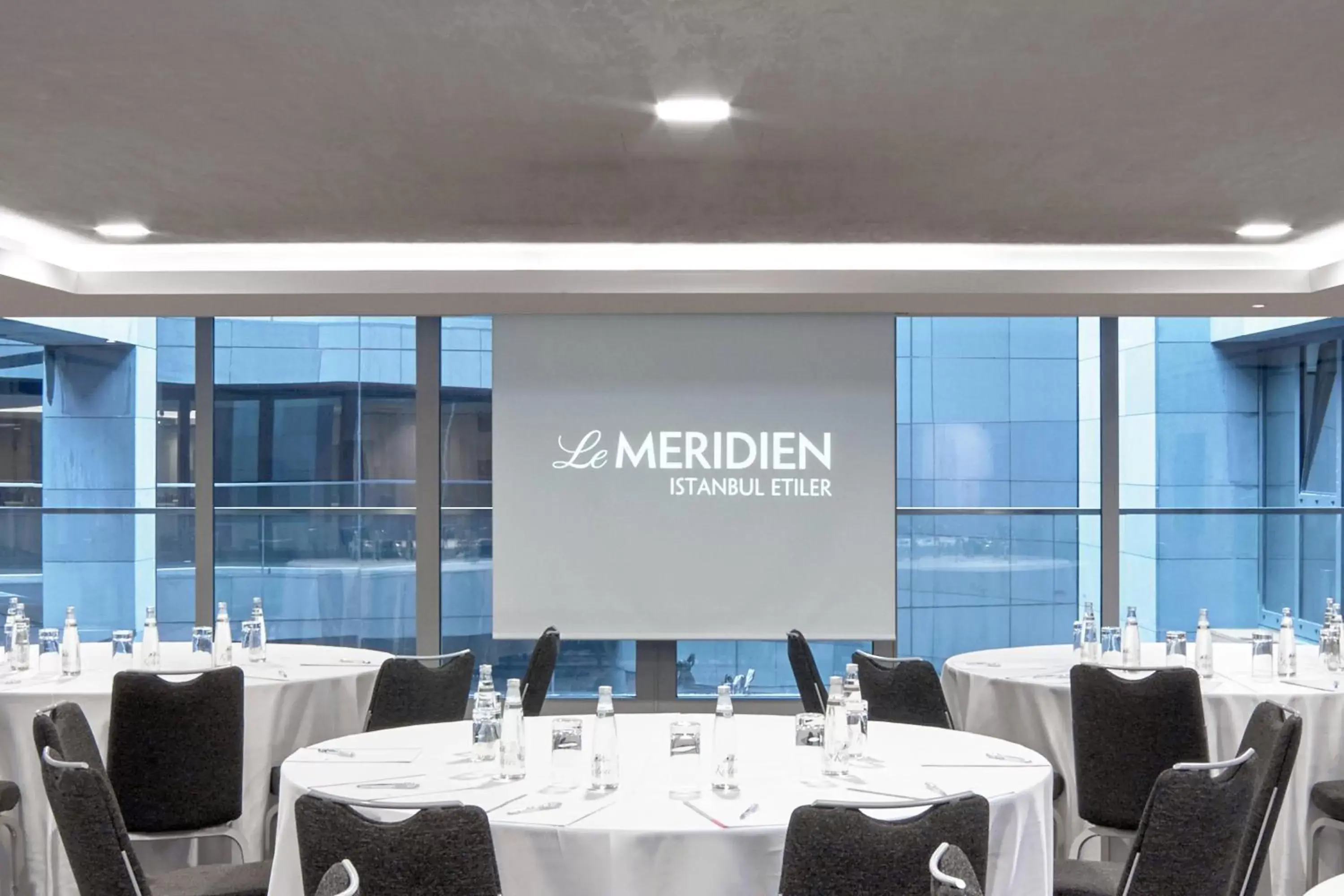 Meeting/conference room, Restaurant/Places to Eat in Le Meridien Istanbul Etiler