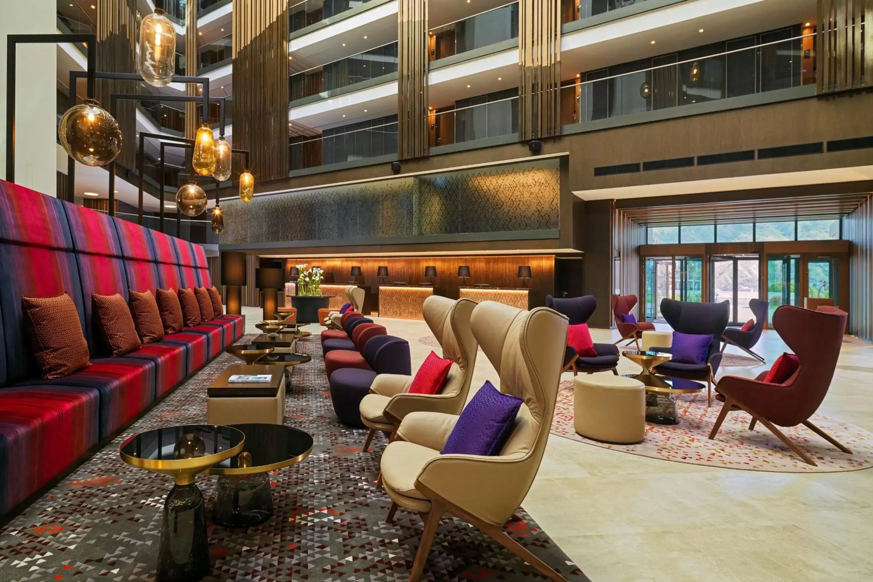 Lobby or reception, Lounge/Bar in Sheraton Grand Tbilisi Metechi Palace