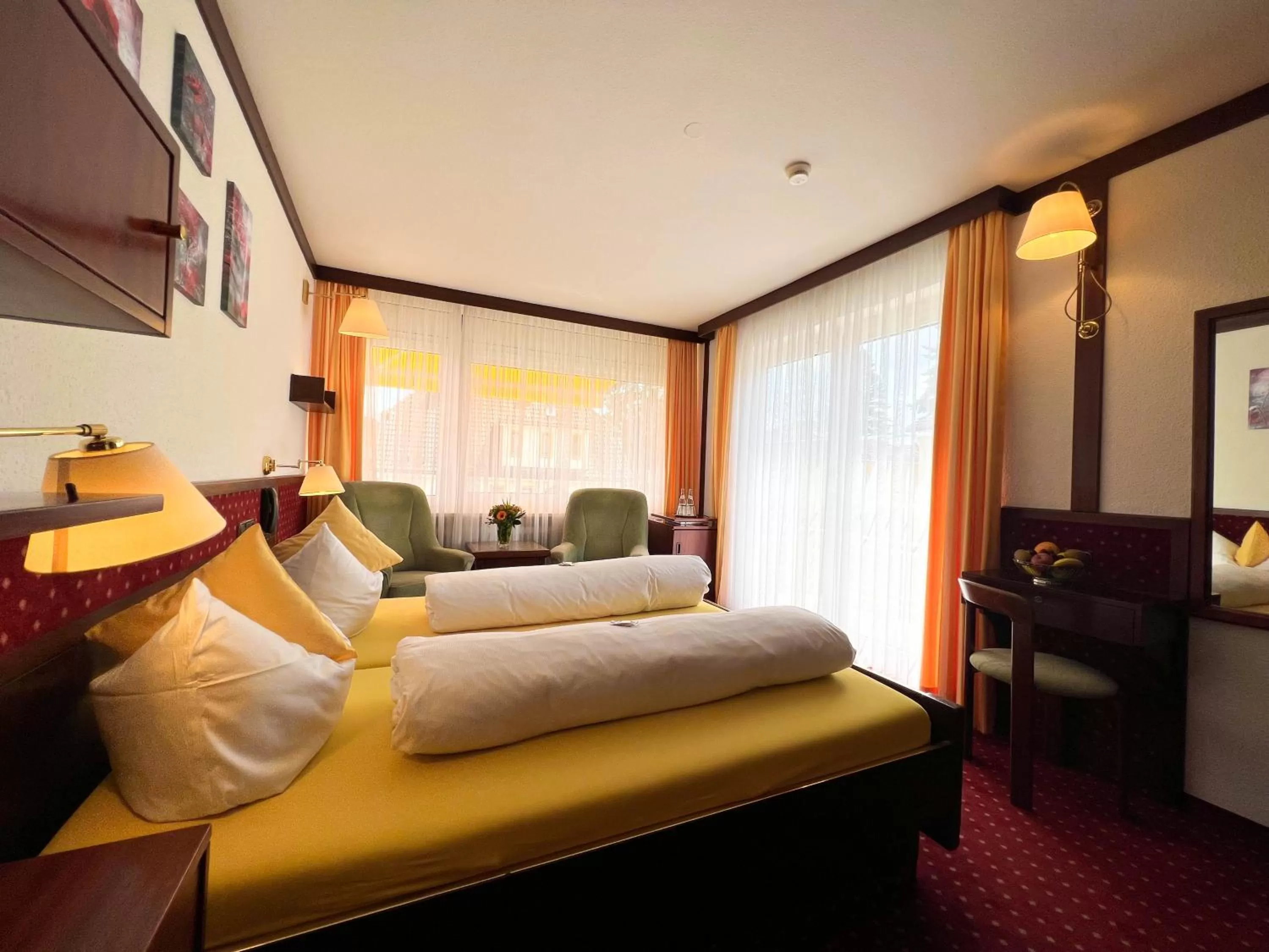 Photo of the whole room, Bed in Kurhotel Wiedenmann
