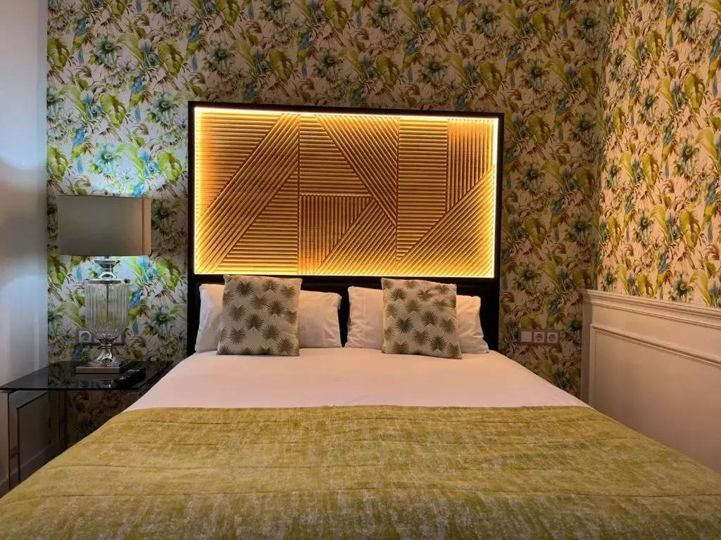 Bed in Hotel Royal Suite Santander