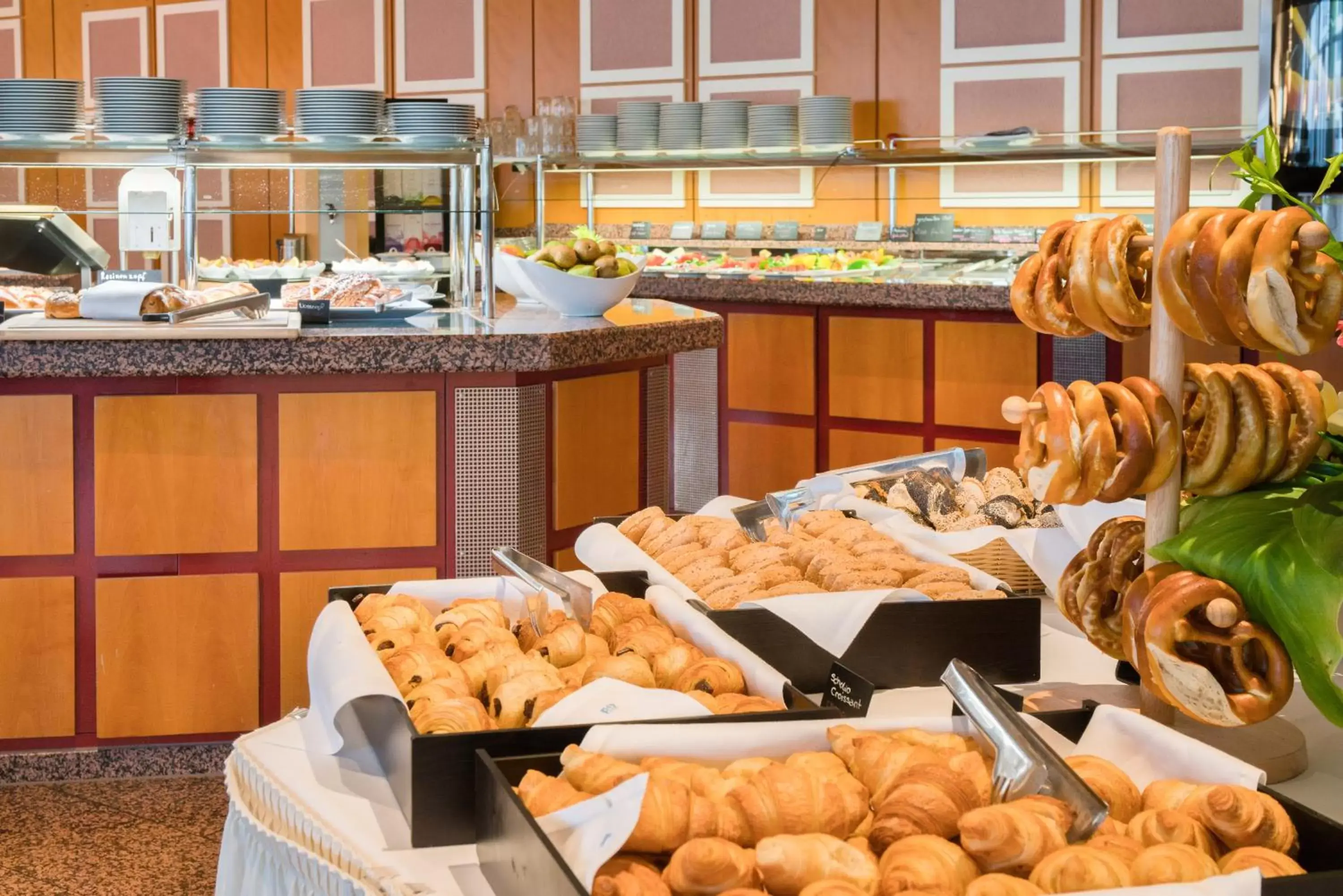 Buffet breakfast, Food in Best Western Plus Hotel Am Schlossberg