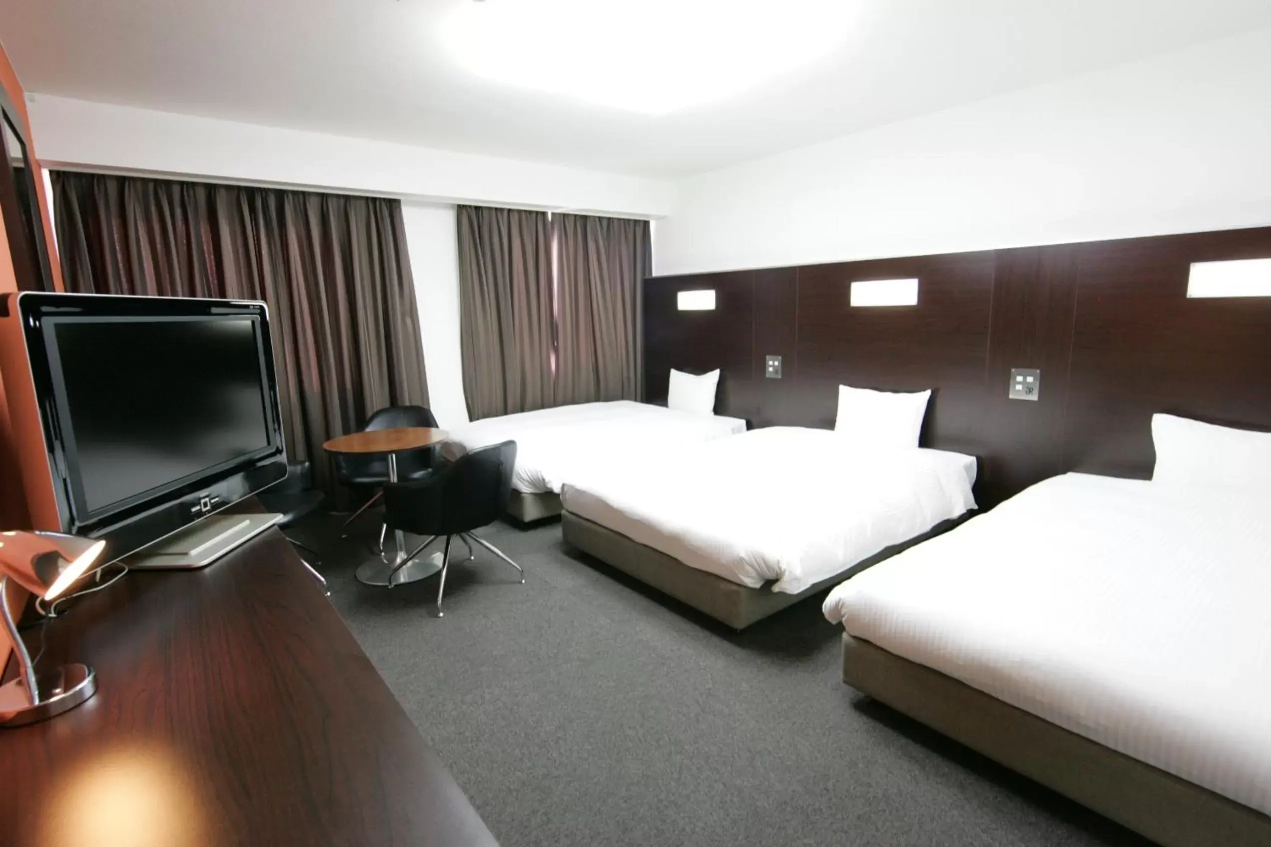 Photo of the whole room, TV/Entertainment Center in Green Rich Hotel Suizenji