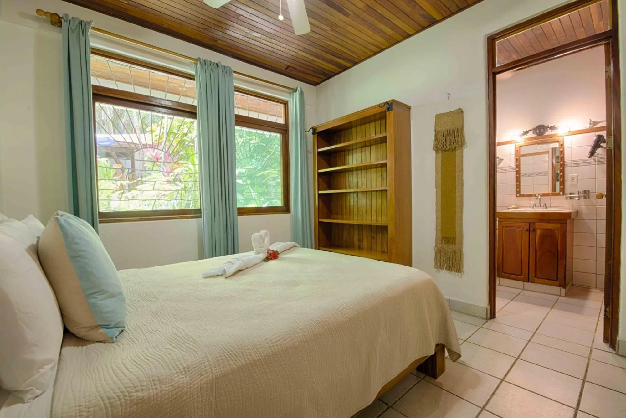 Bed in Casa Sueca Hotel - At the Beach