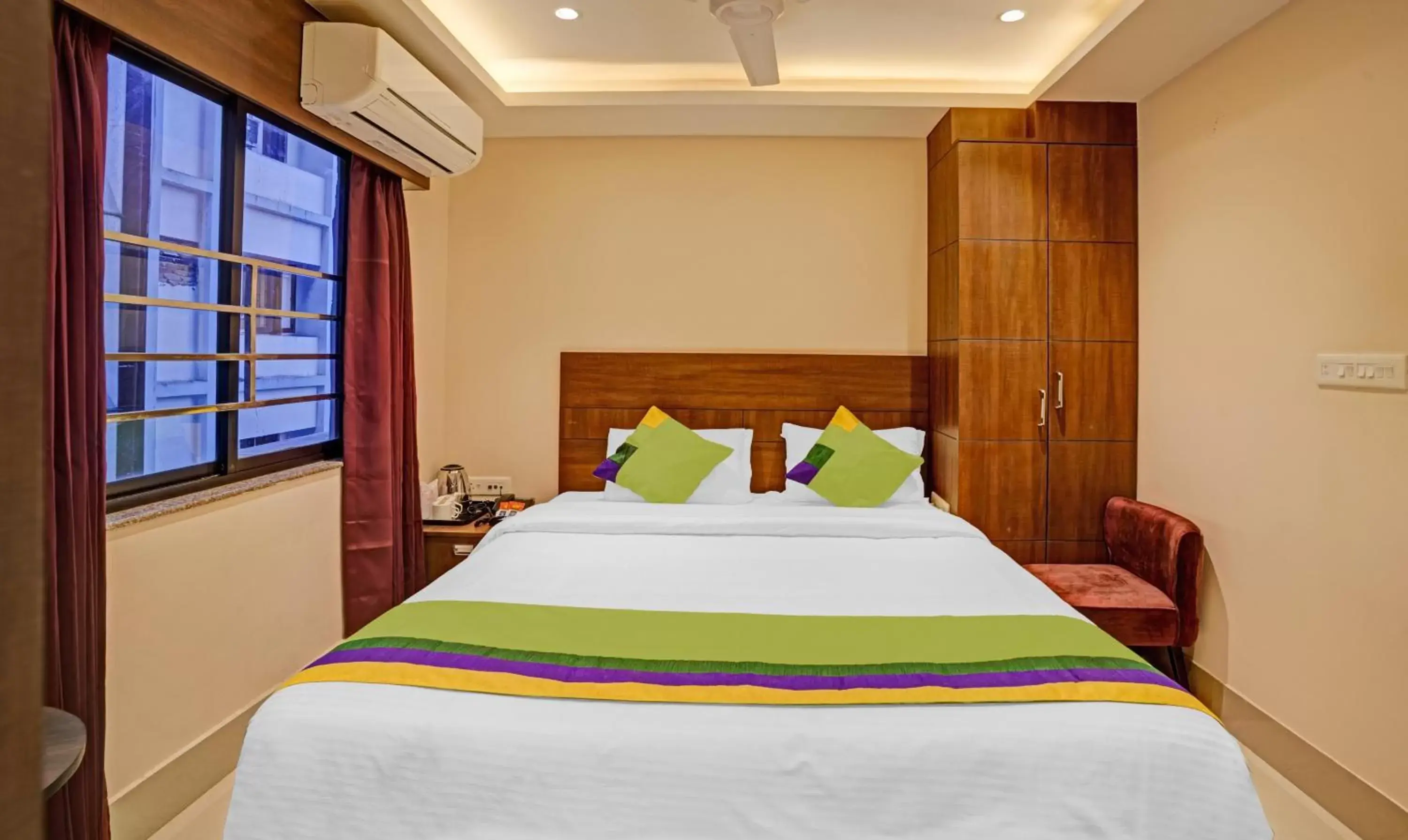 Bedroom, Bed in Treebo Indrapuri Hotel & Resort, Siliguri Junction Bedroom, Bed in Treebo Indrapuri Hotel & Resort, Siliguri Junction