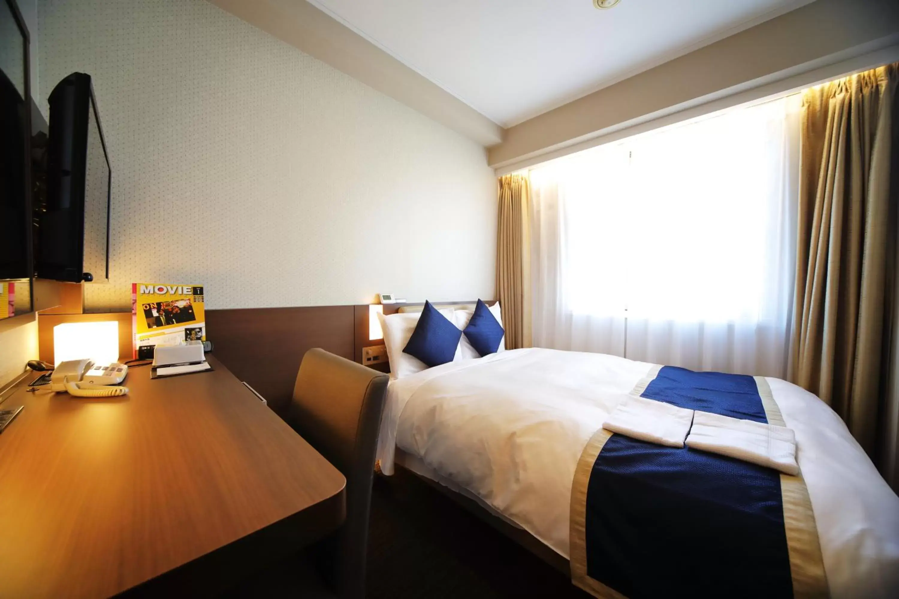 Bed in Hotel Sunroute Asakusa Bed in Hotel Sunroute Asakusa