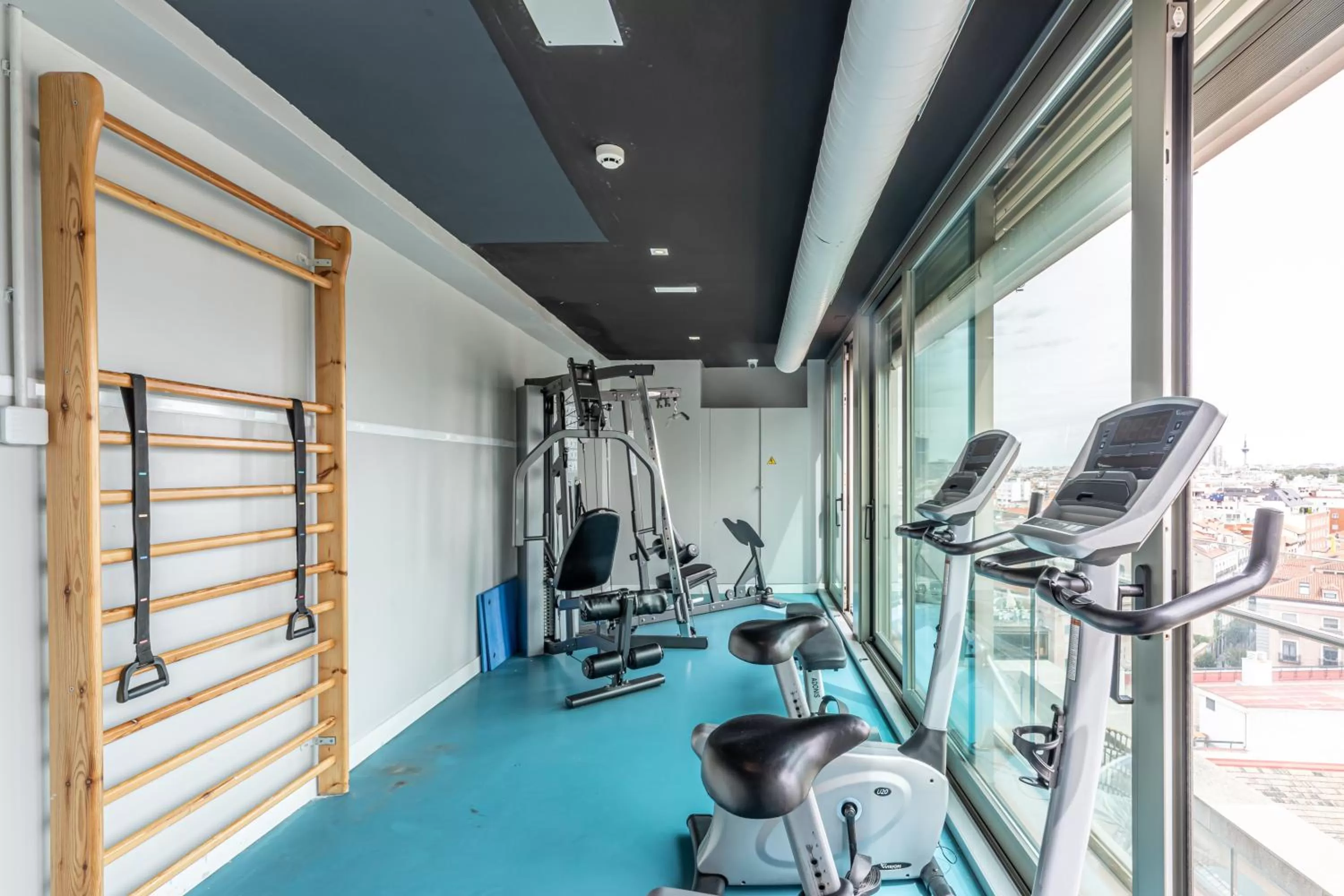 Fitness centre/facilities in Gran View Apartments