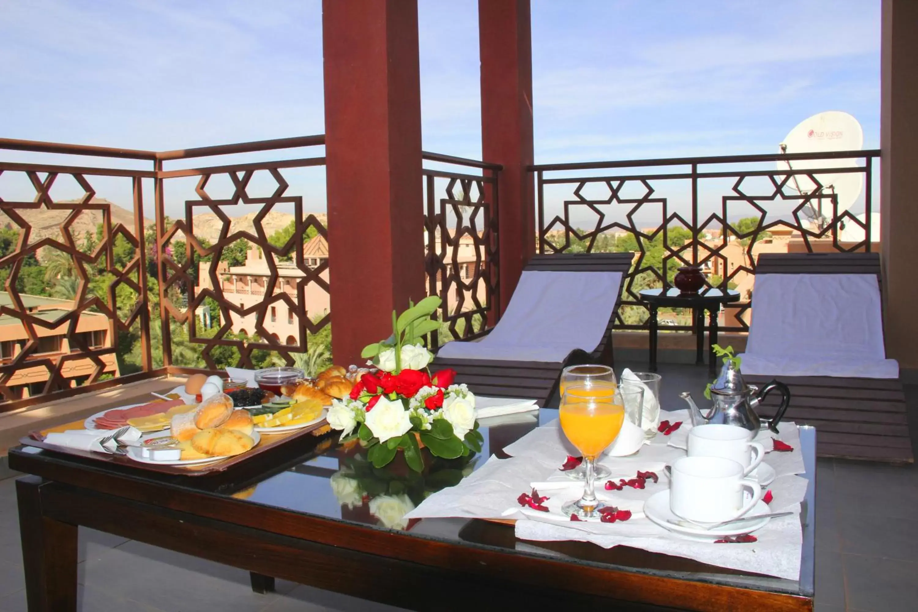 Balcony/Terrace, Food in Hotel Imperial Plaza & Spa
