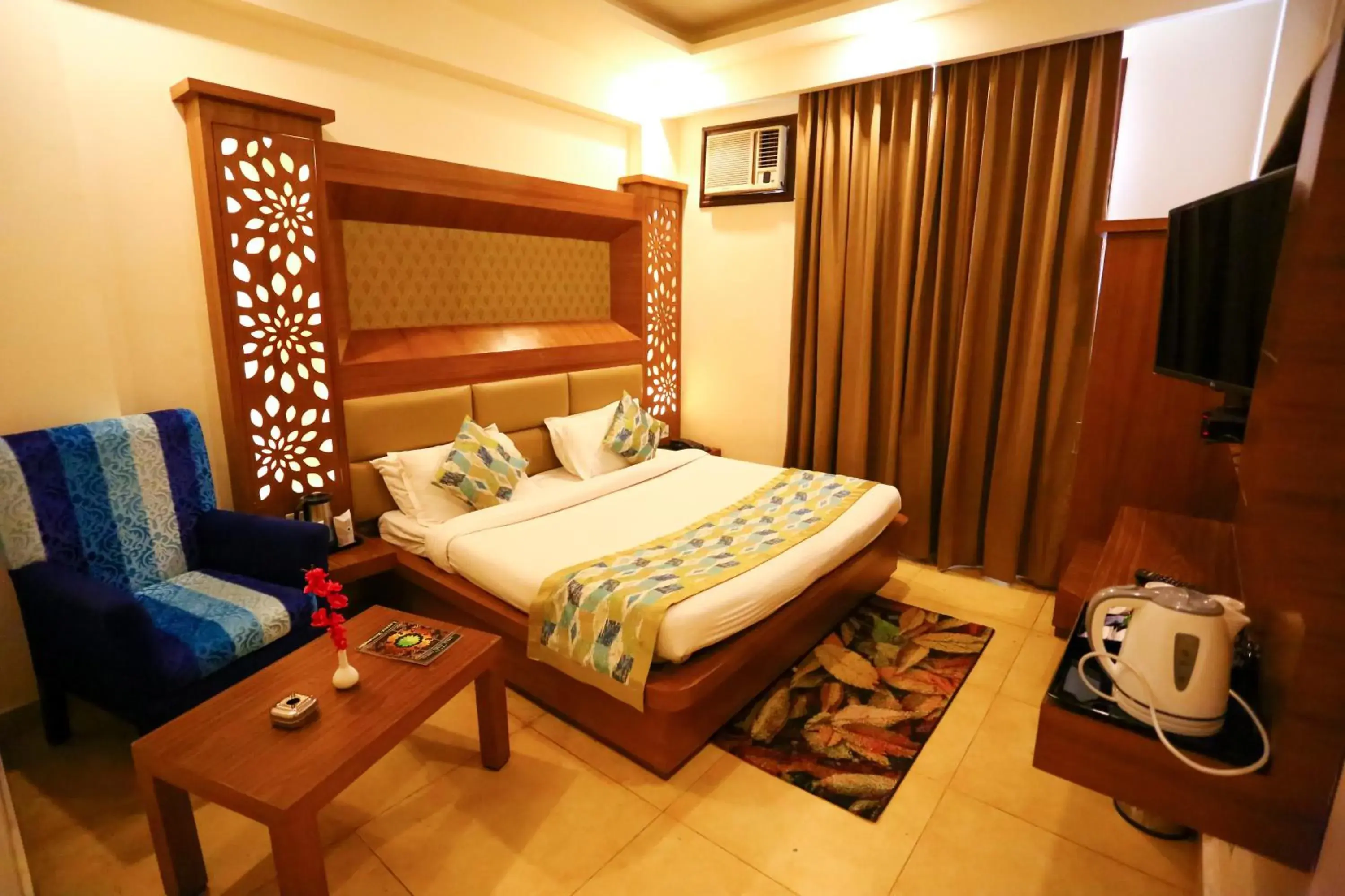 Bed in Hotel Shree Hari Niwas