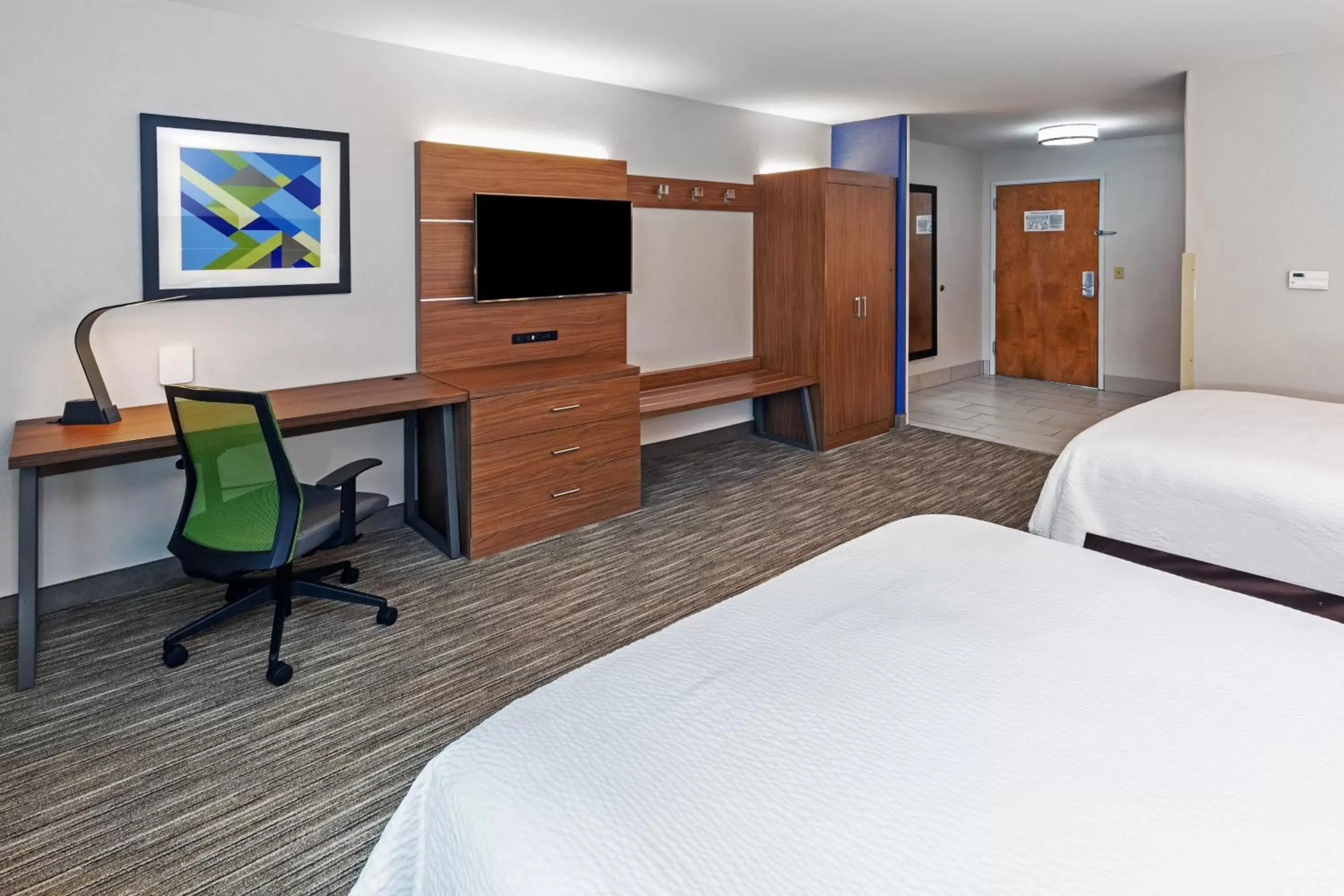 Guests, TV/Entertainment Center in Holiday Inn Express Hotel & Suites Lafayette South, an IHG Hotel