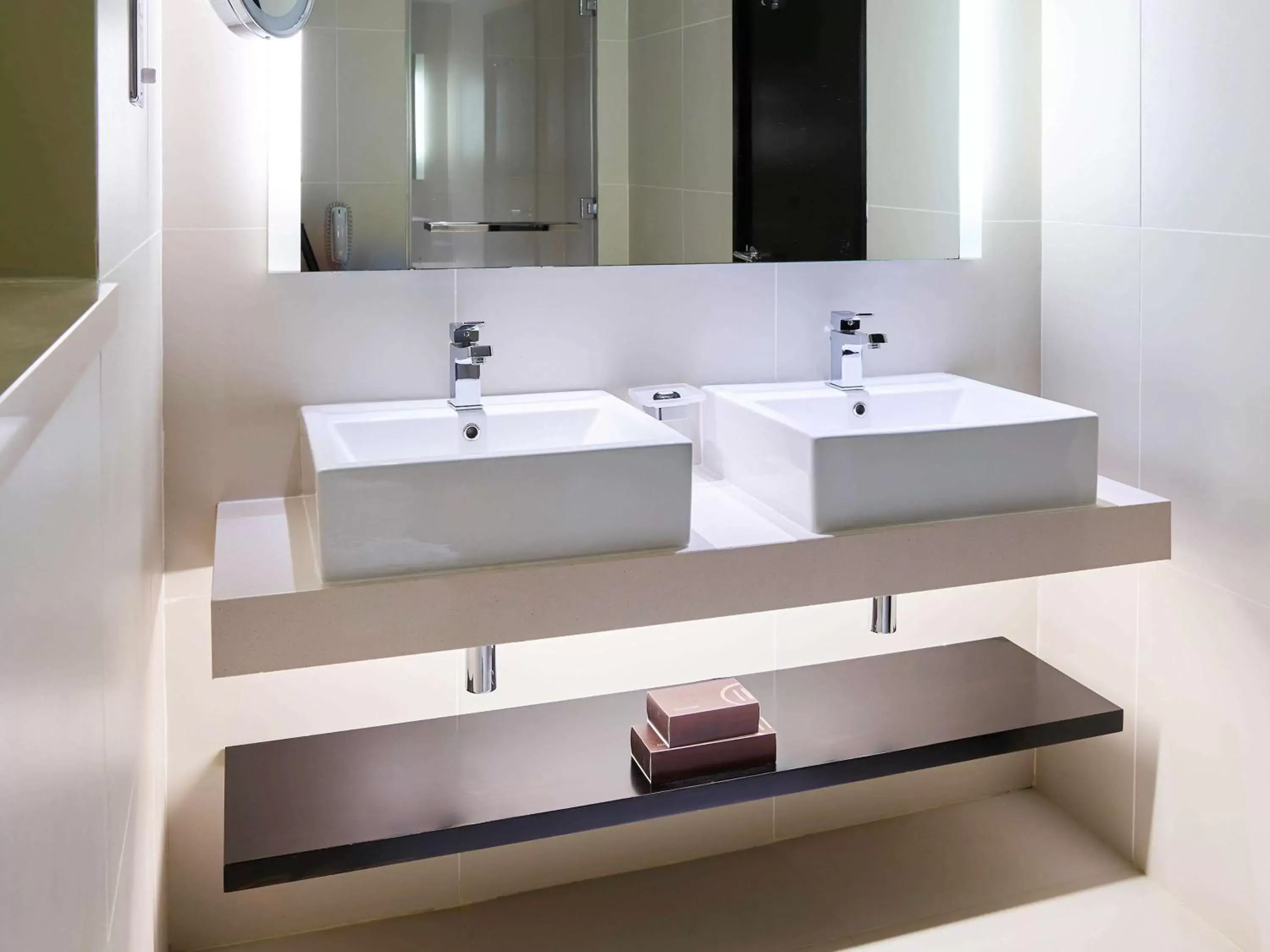Photo of the whole room, Bathroom in Pullman Dubai Creek City Centre