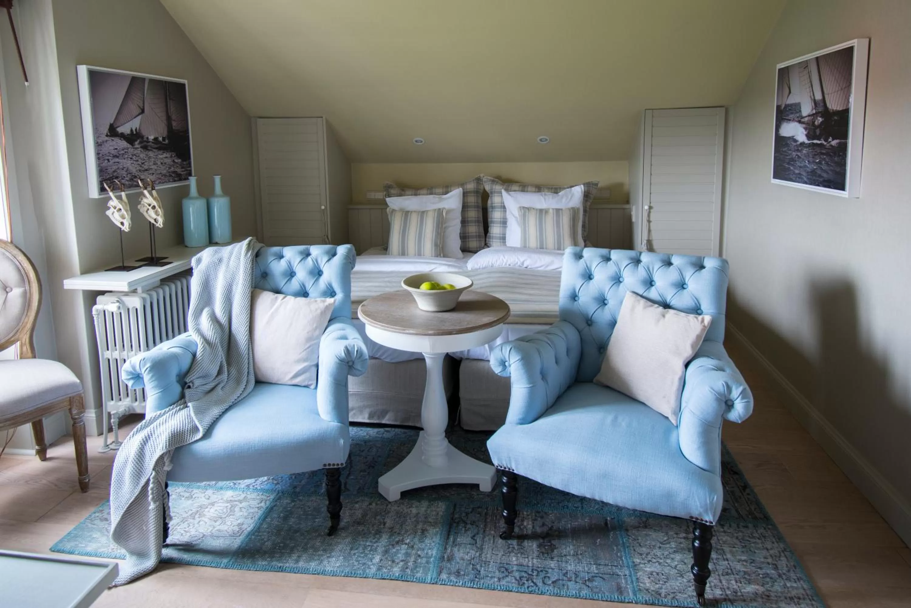 Seating Area in Lebeau 19 Hotel