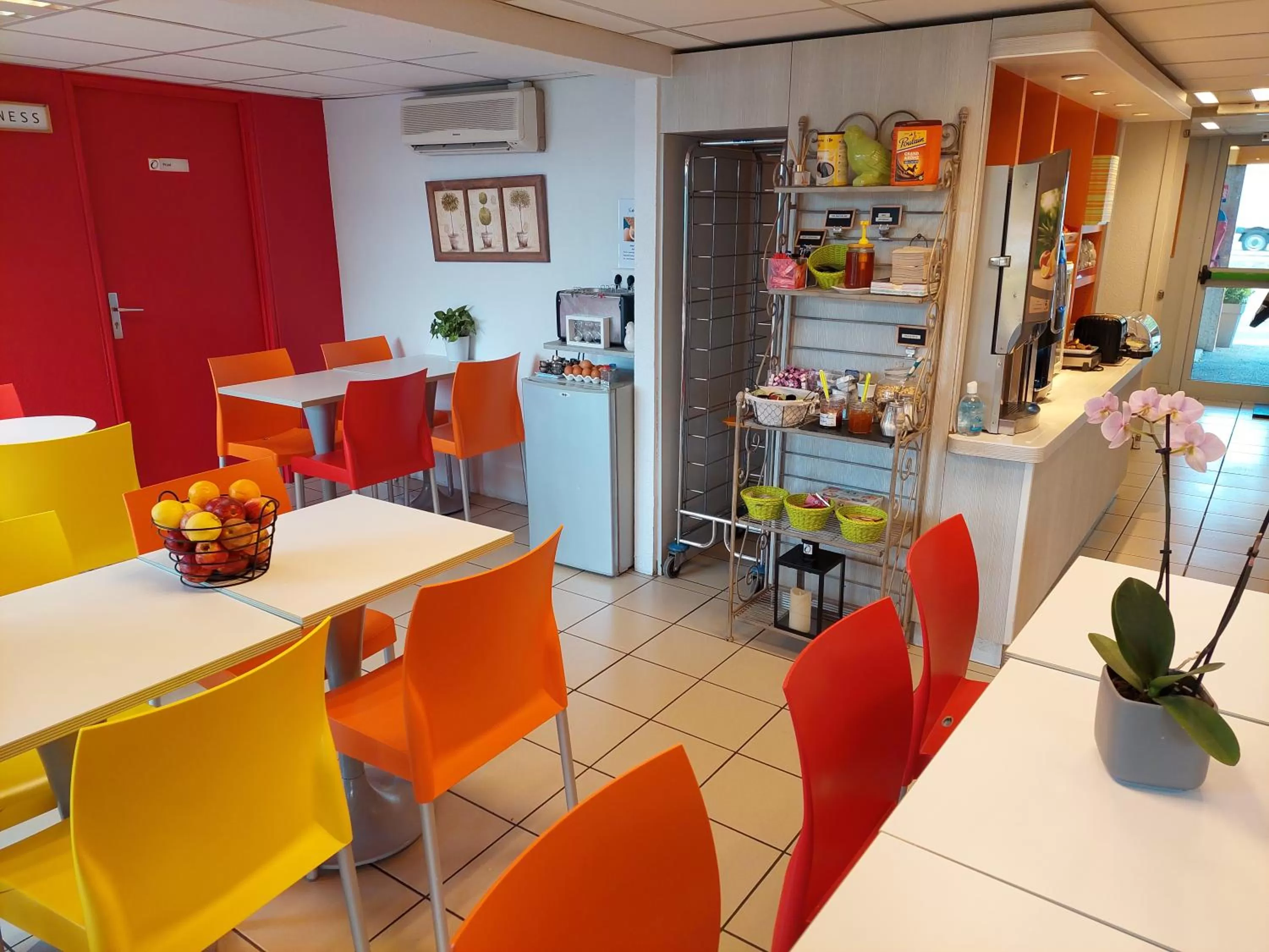 Breakfast in Premiere Classe Saintes