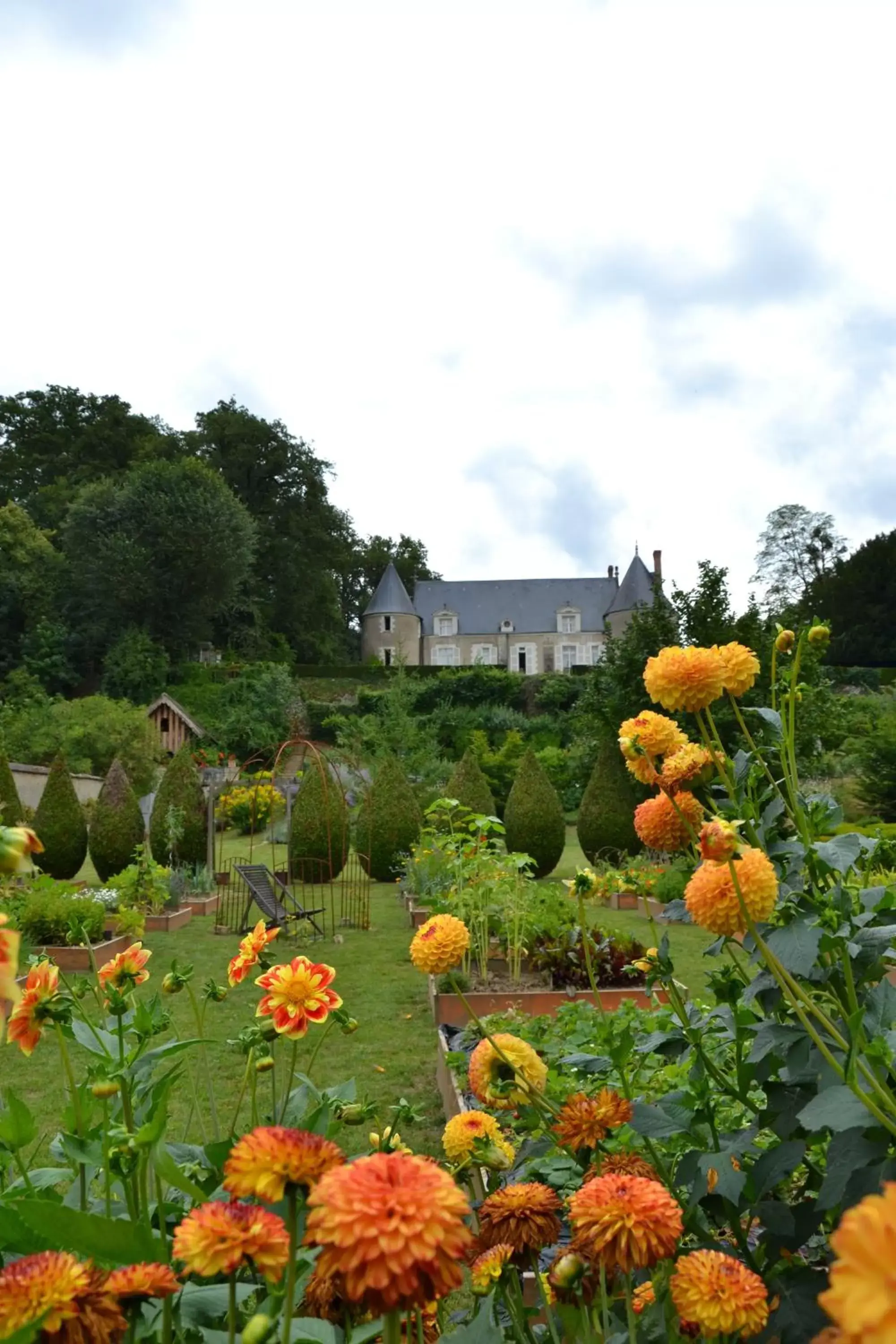 Property Building in Château De Pray