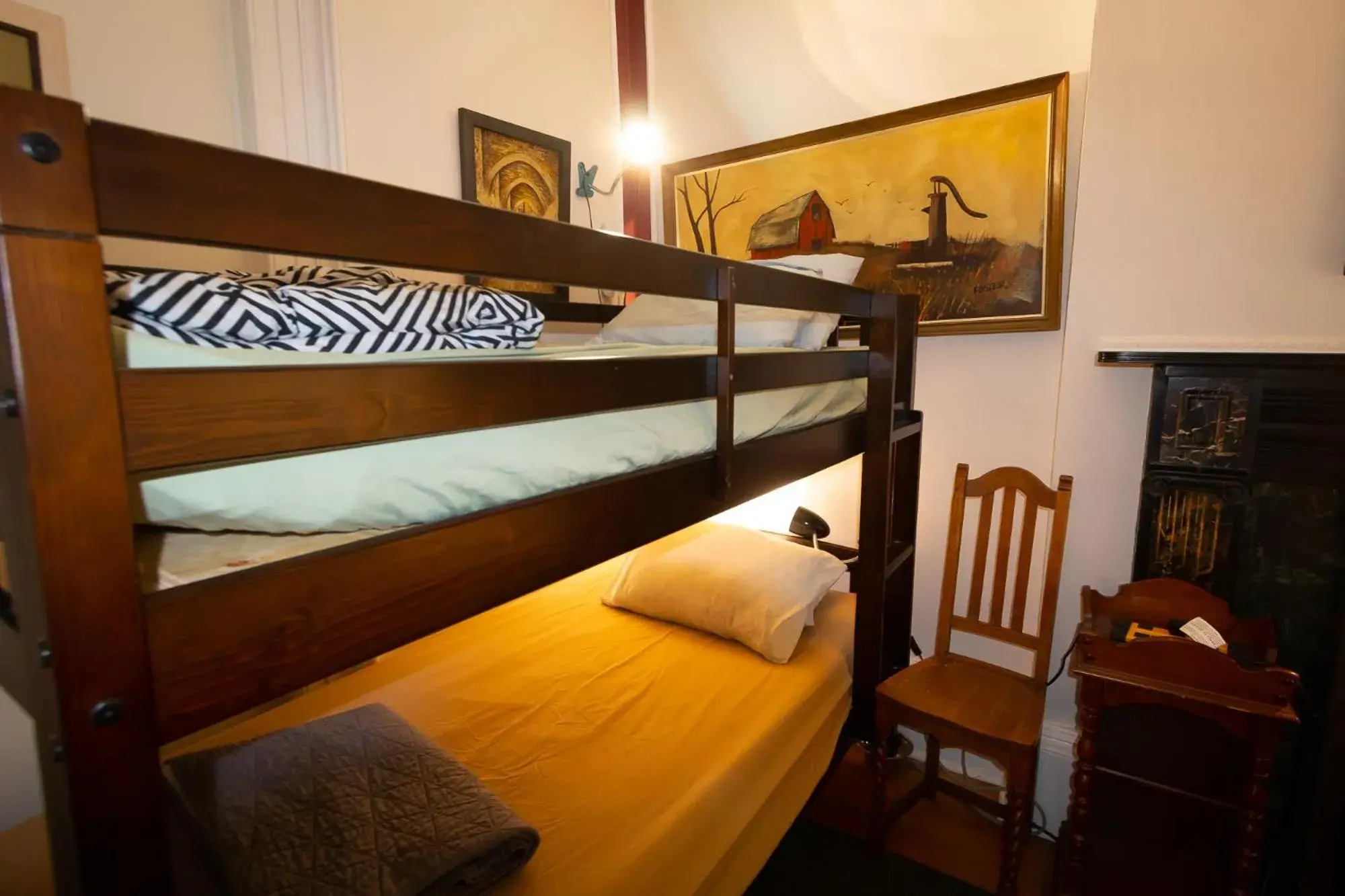 Bed, Bunk Bed in Pring Guesthouse