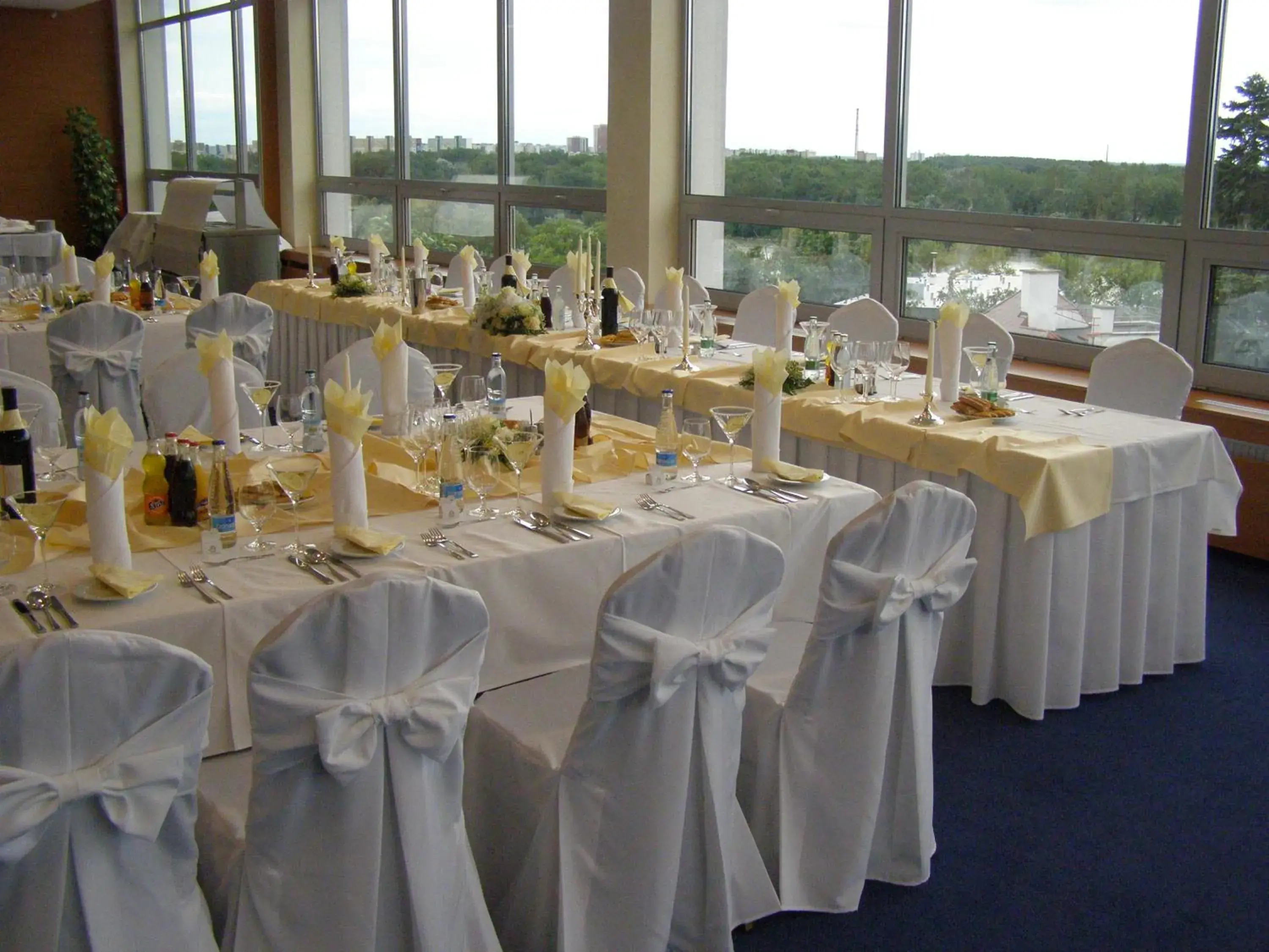 Banquet/Function facilities, Banquet Facilities in Hotel Sorea Regia