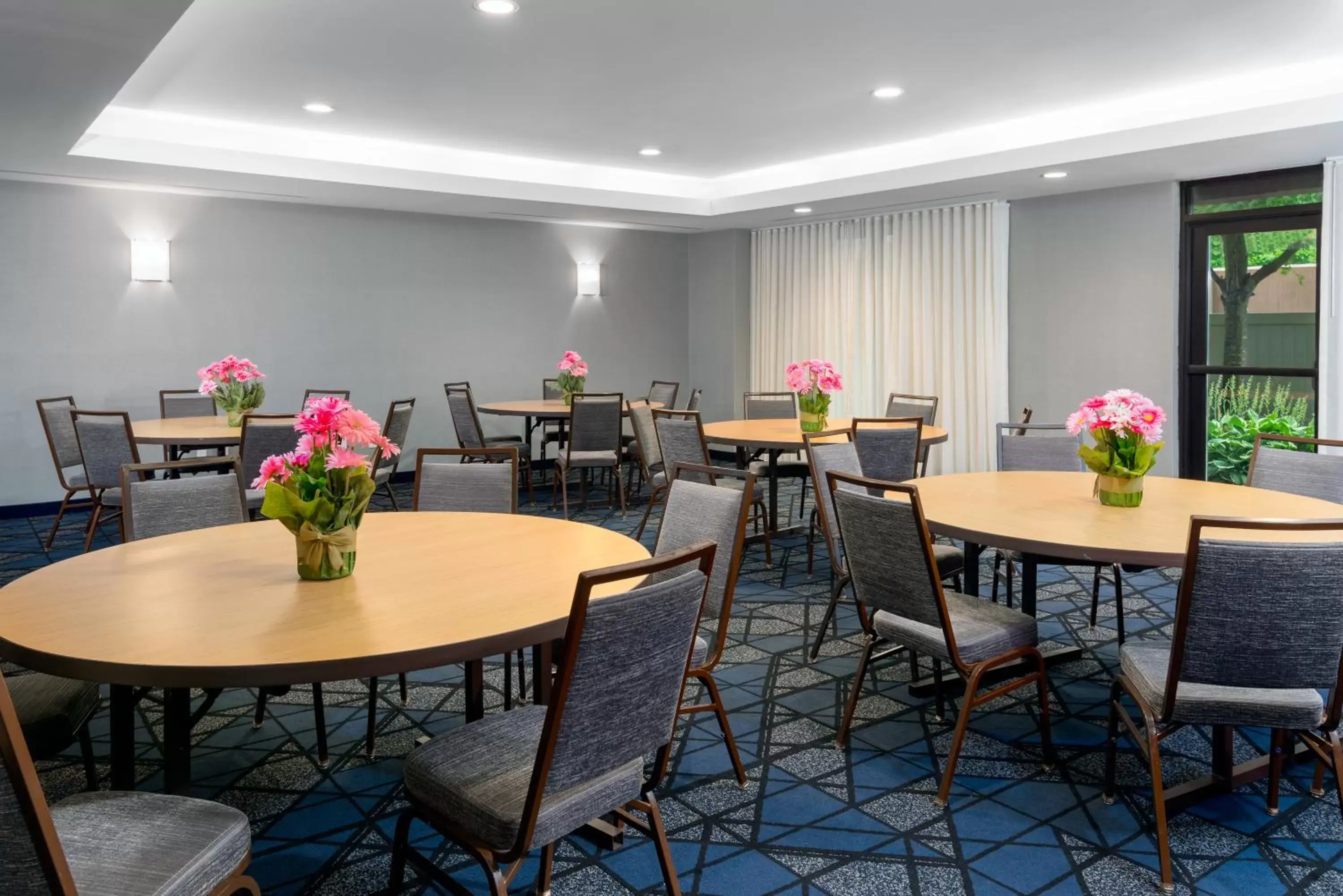 Banquet/Function facilities, Restaurant/Places to Eat in Courtyard by Marriott Danbury